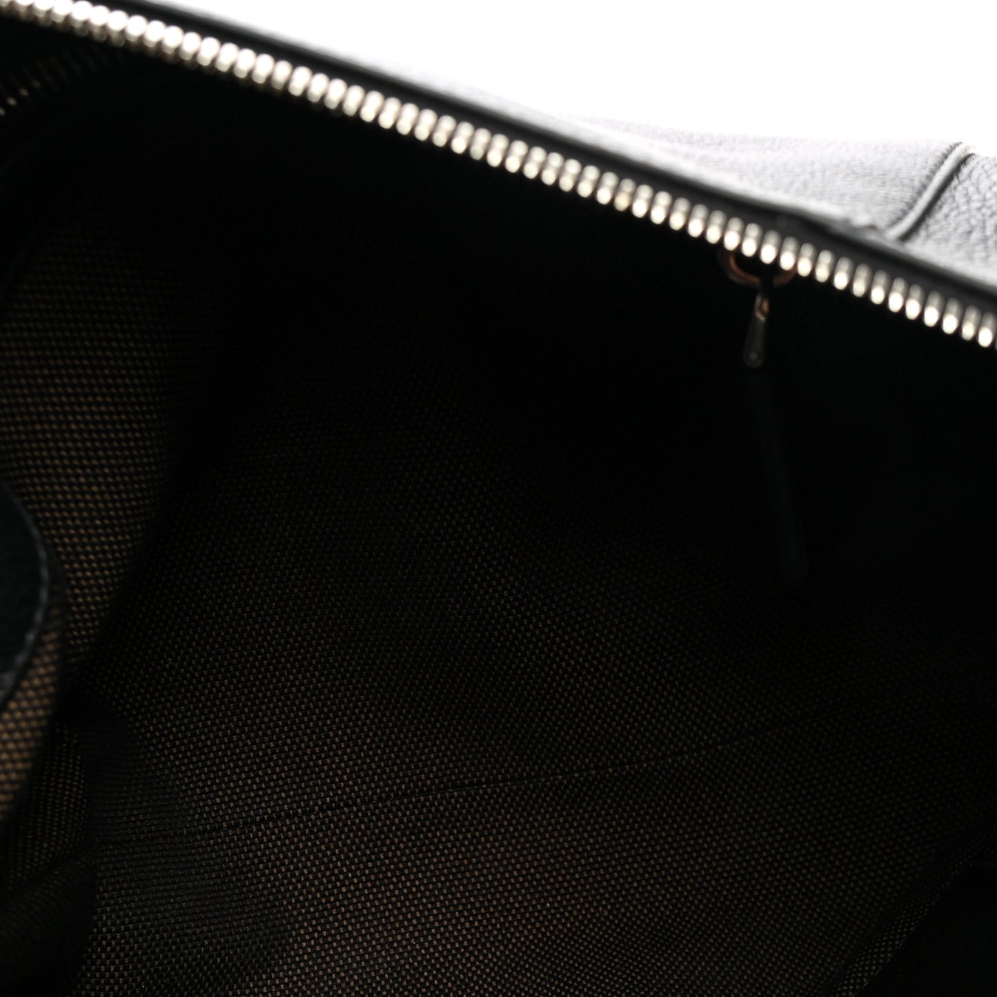 Vitello Daino Messenger Bag Black