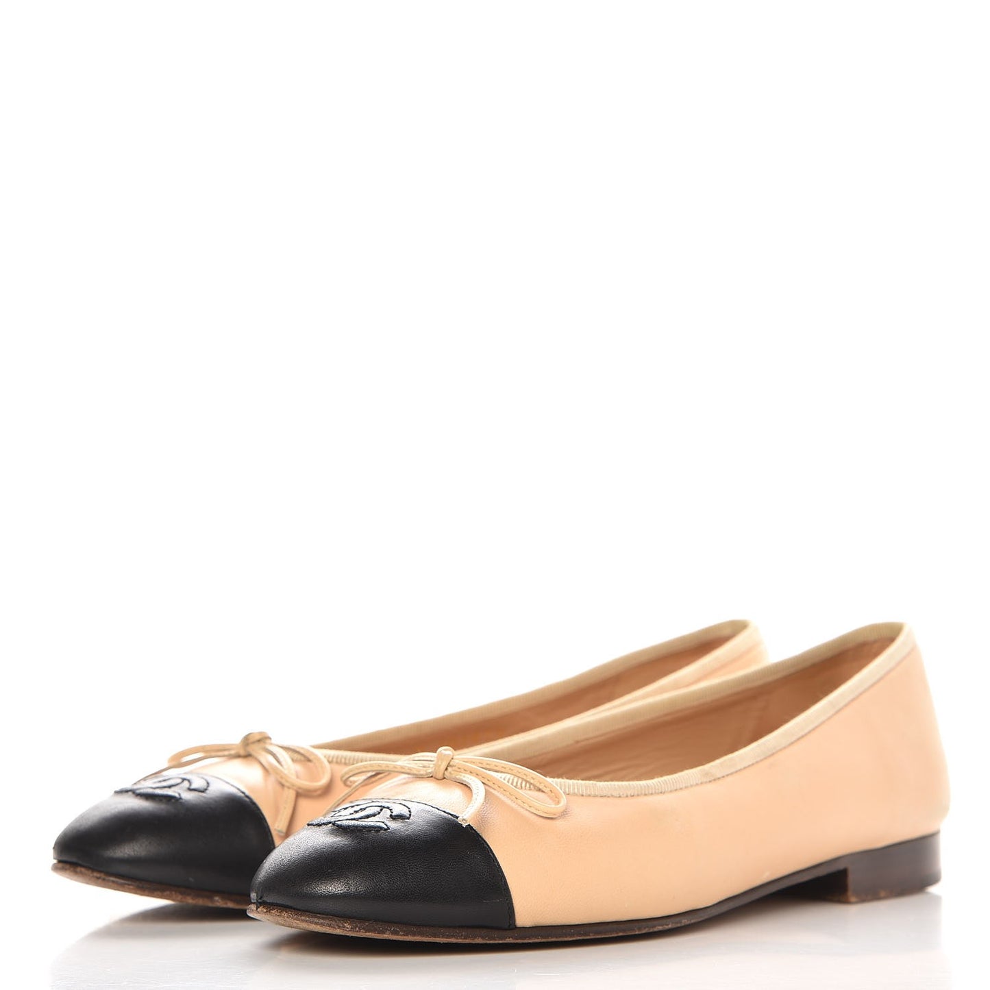 Lambskin Cap Toe Ballerina Ballet Flats 37.5 Beige Black