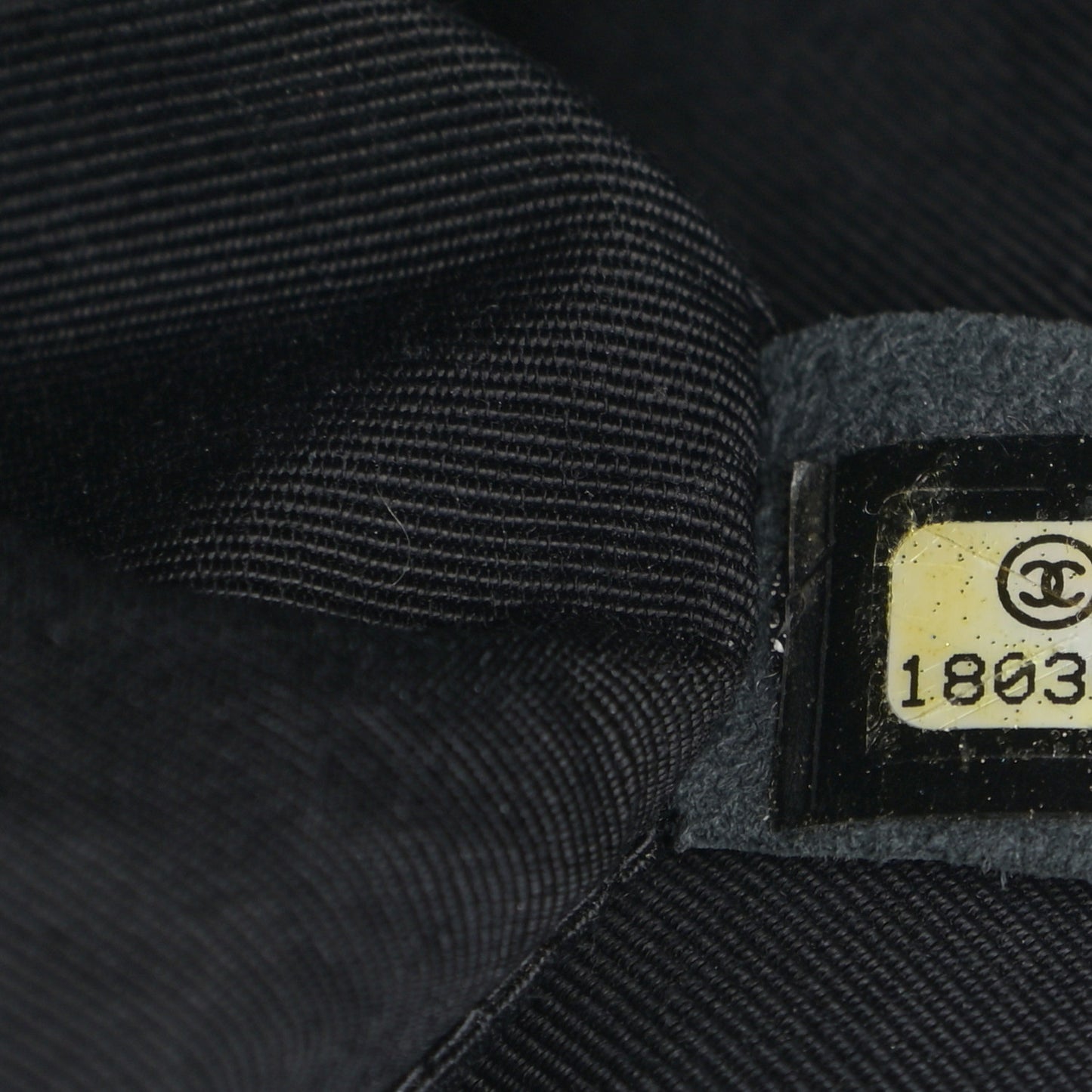 Lambskin Quilted Medium Boy Flap Black Beige