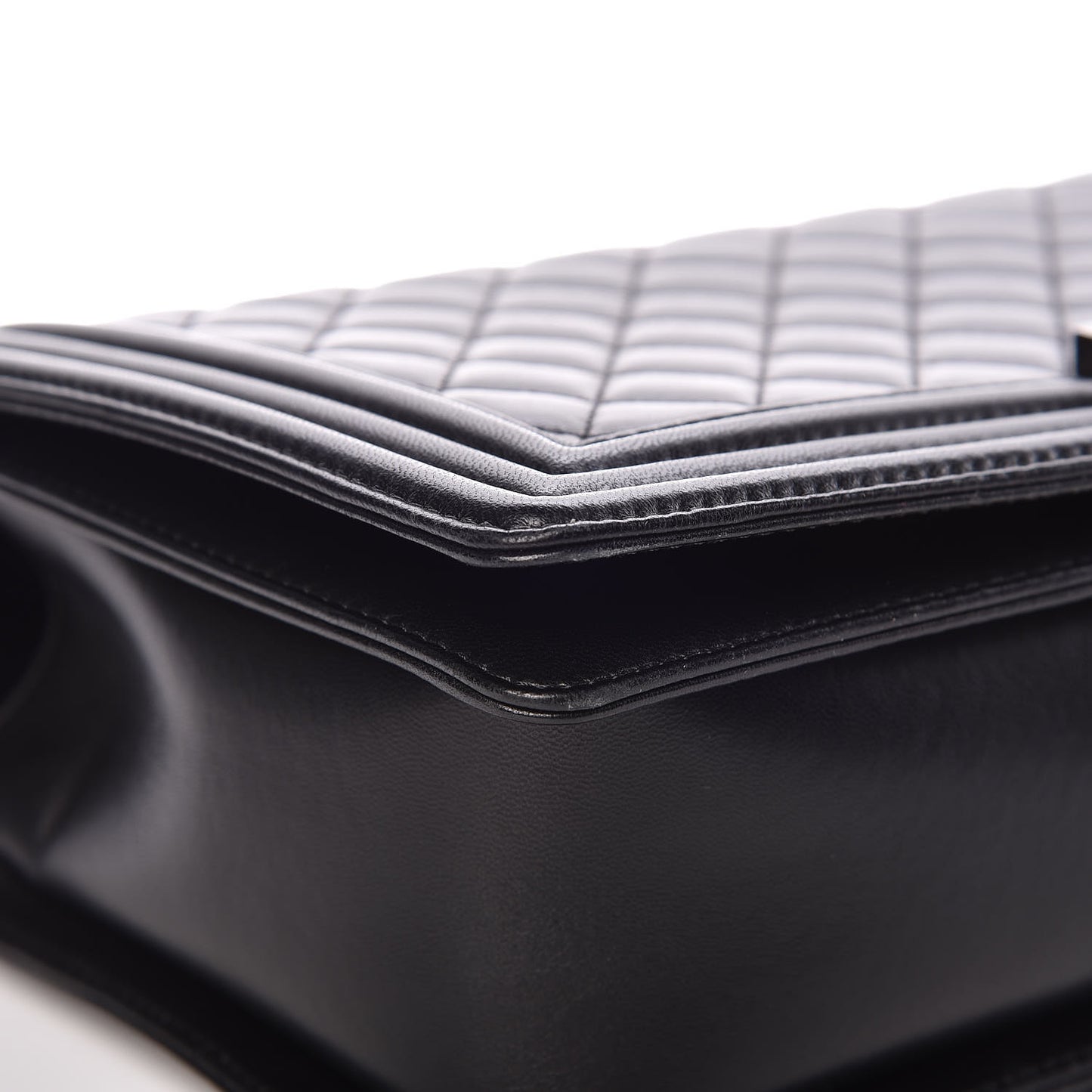 Lambskin Quilted New Medium Boy Flap Black