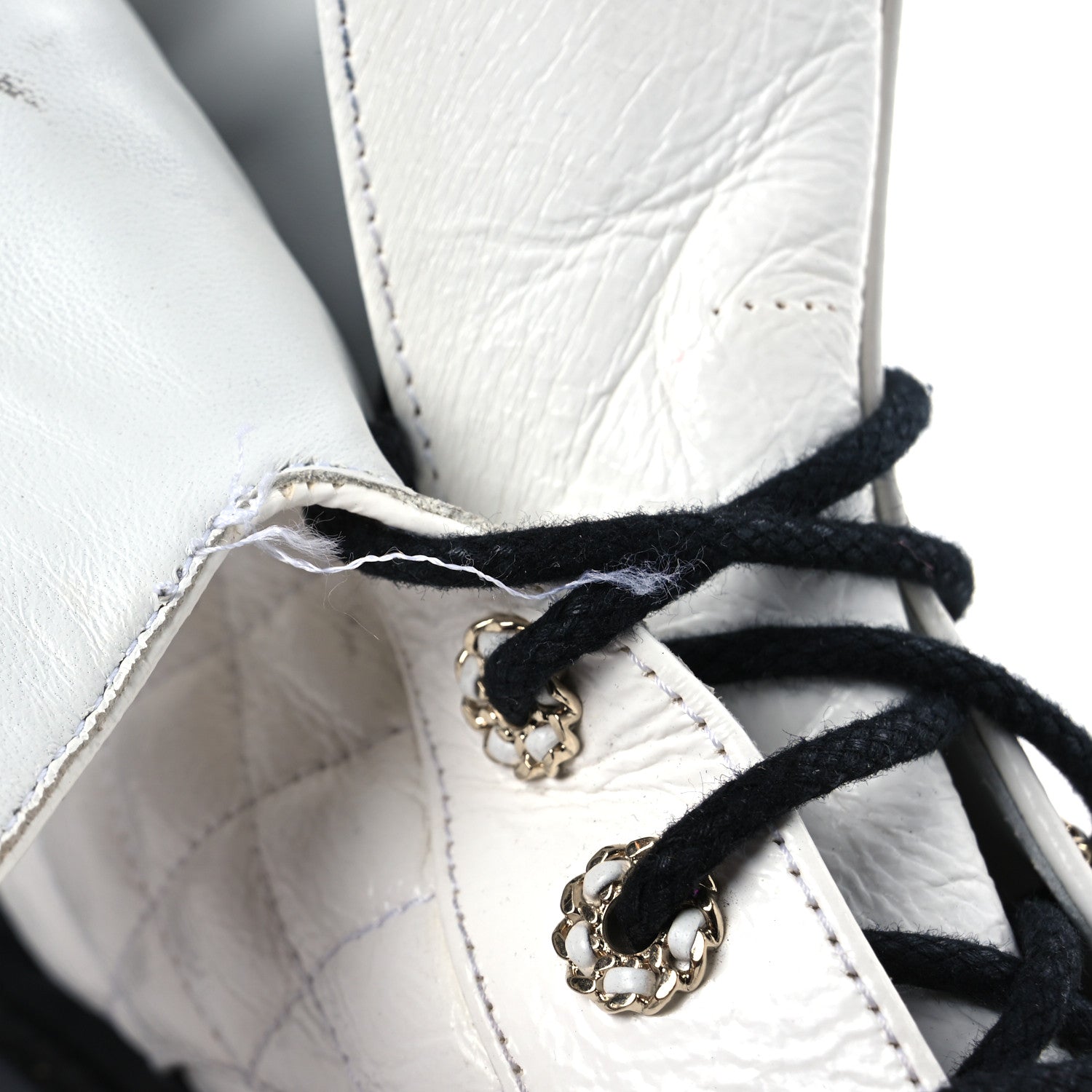 Chanel Shiny Goatskin Calfskin Quilted Lace Up Combat Boots 41.5 White Black 11 of 15