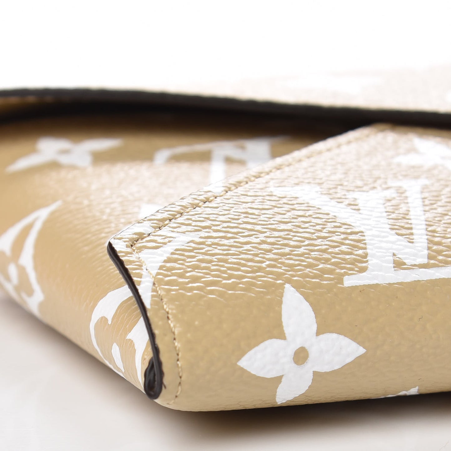 Monogram Giant Medium Kirigami Pochette Insert Beige
