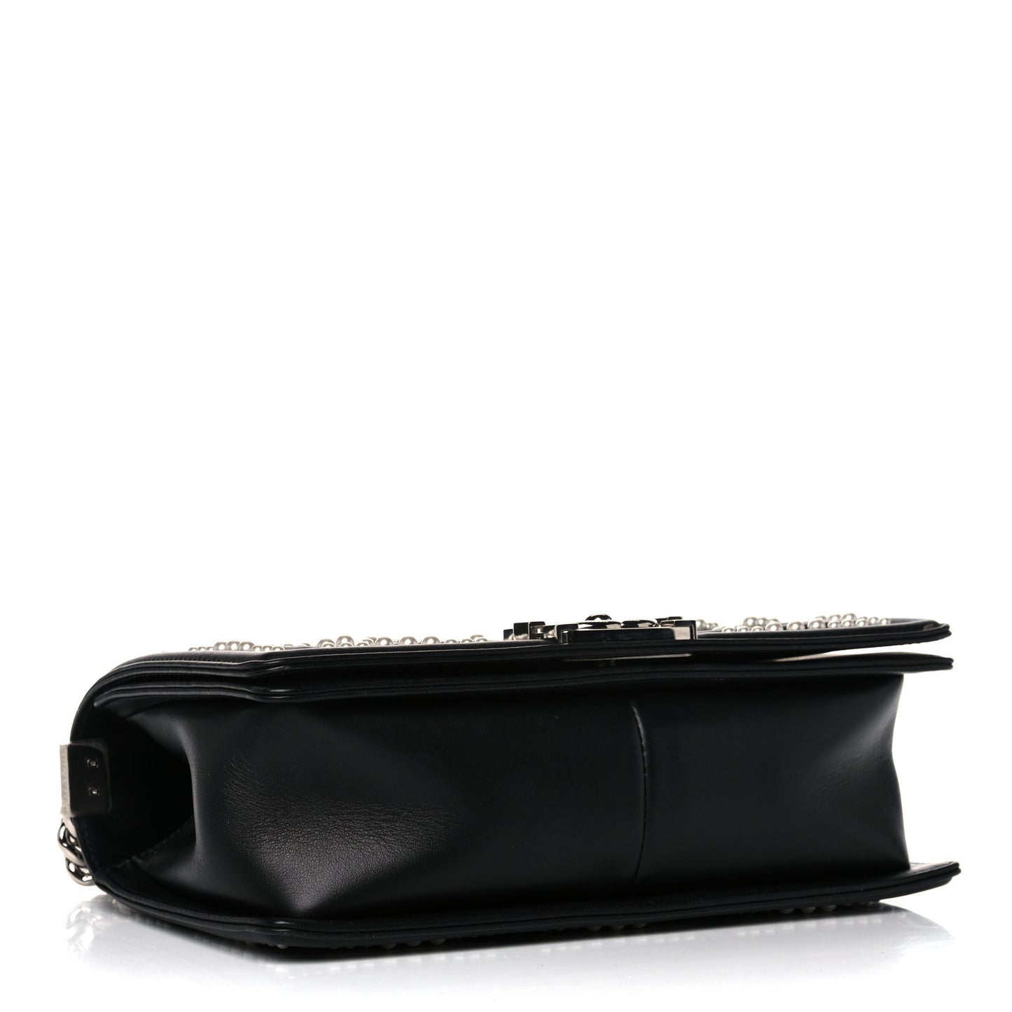 Calfskin Pearl Chevron Medium Boy Flap Black