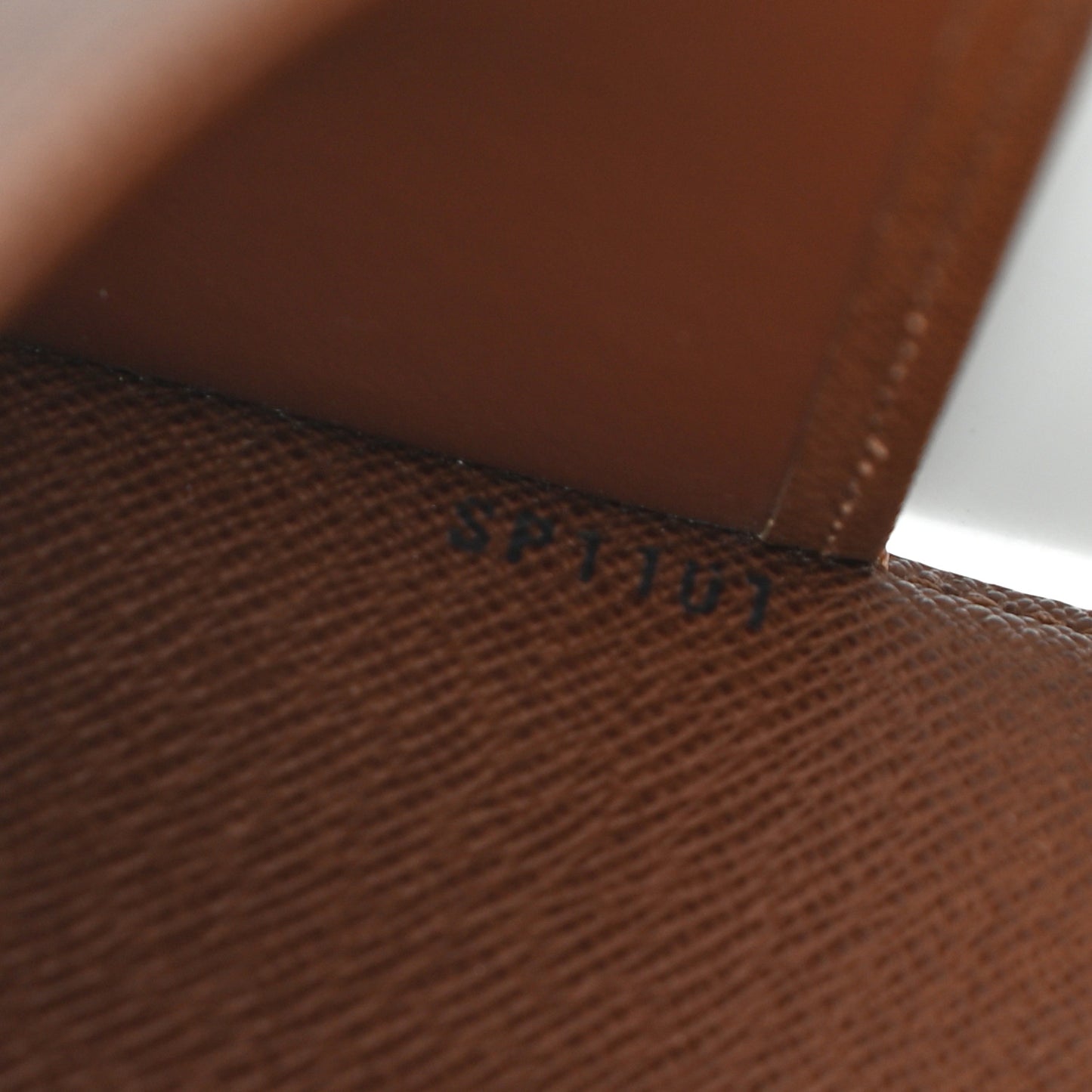 Monogram Medium Ring Agenda Cover