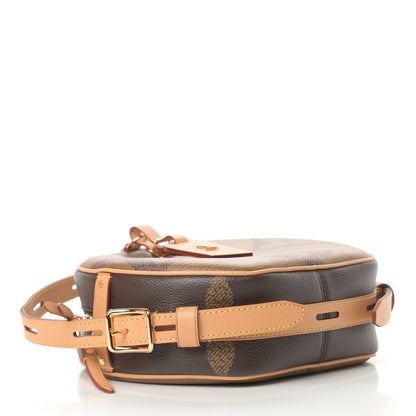 Louis Vuitton Reverse Monogram Giant Boite Chapeau Souple 4 of 11