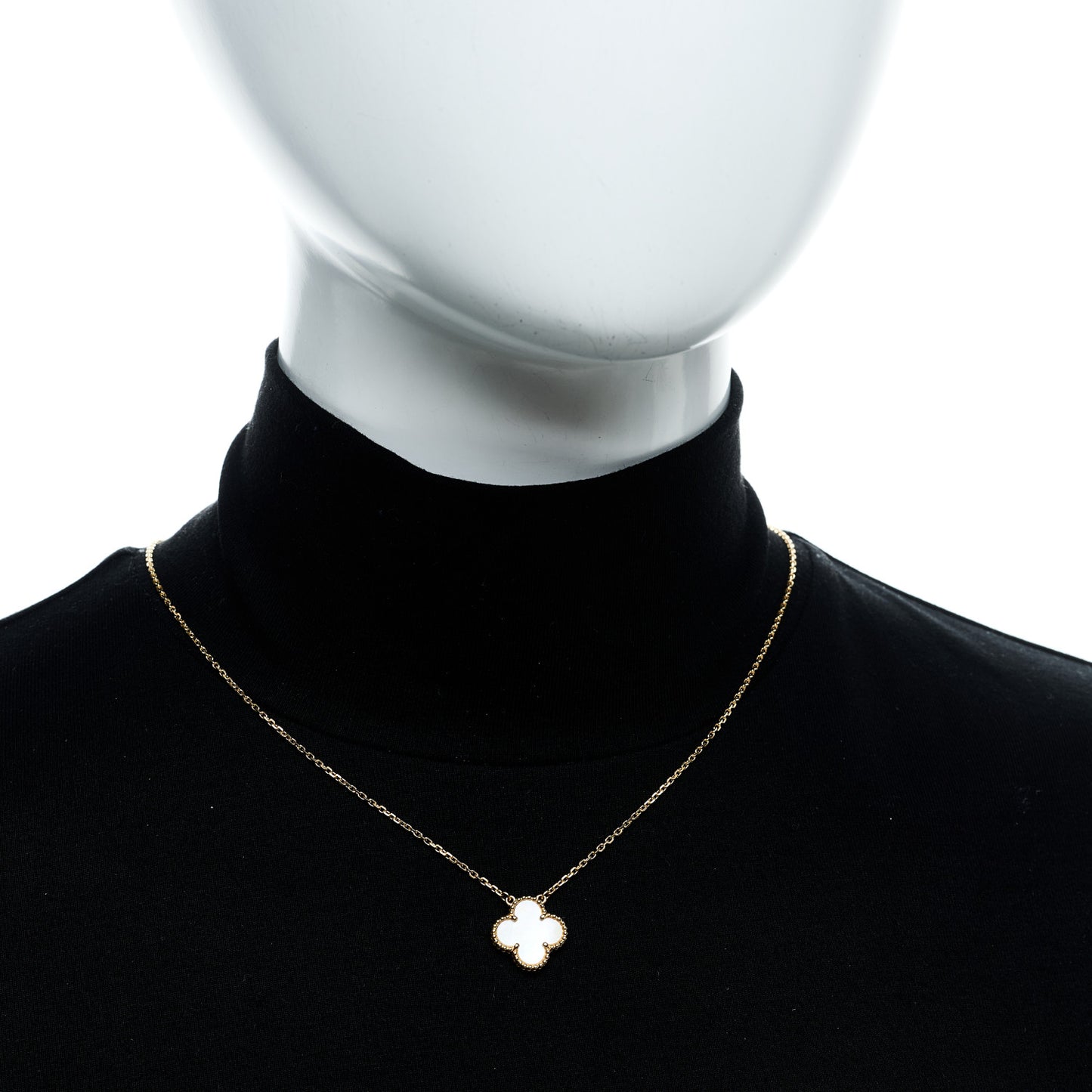 18K Yellow Gold Mother of Pearl Vintage Alhambra Pendant Necklace