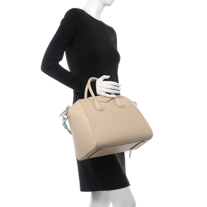 Givenchy Sugar Goatskin Medium Antigona Skin 2 of 8