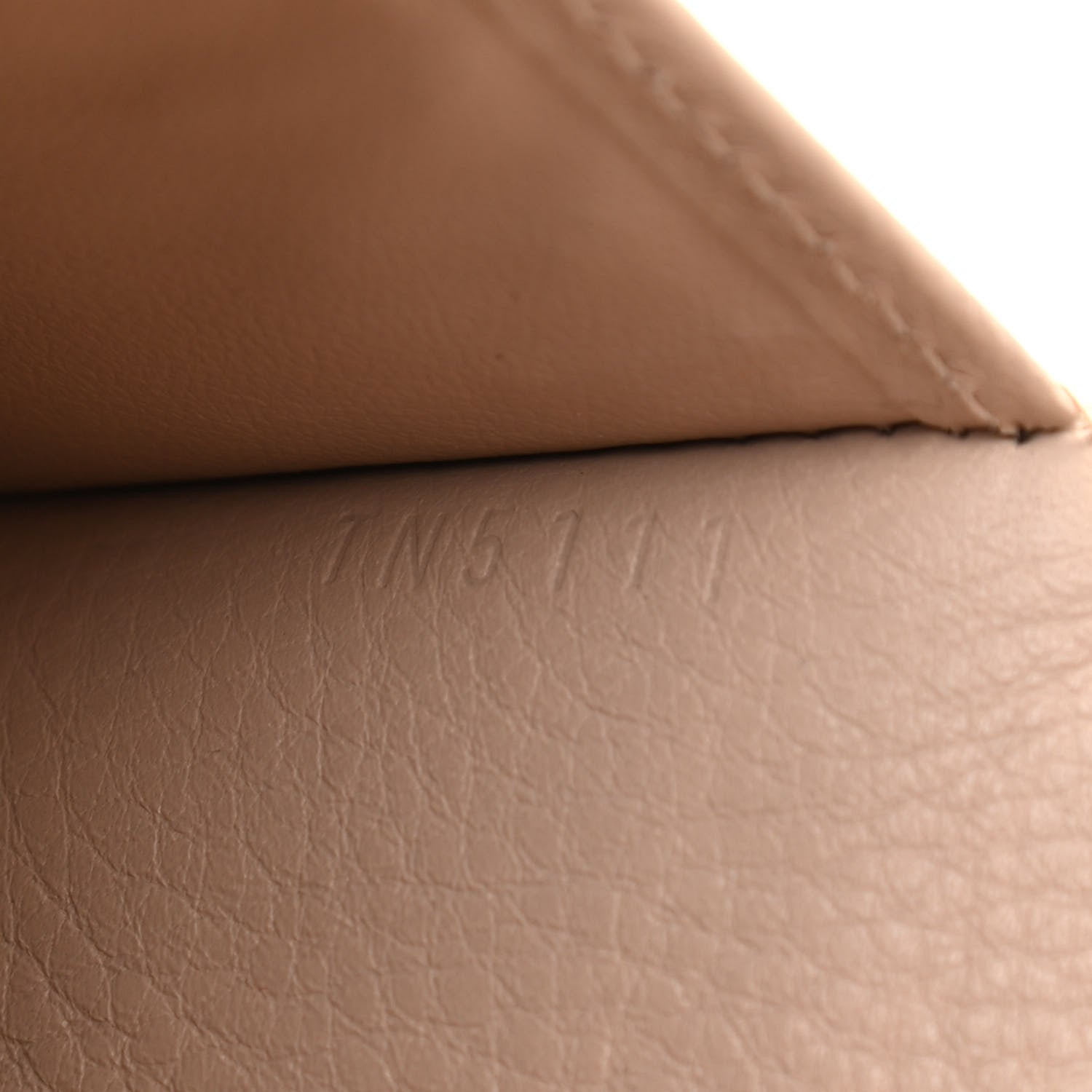Louis Vuitton Mahina Amelia Wallet Coquille 7 of 10