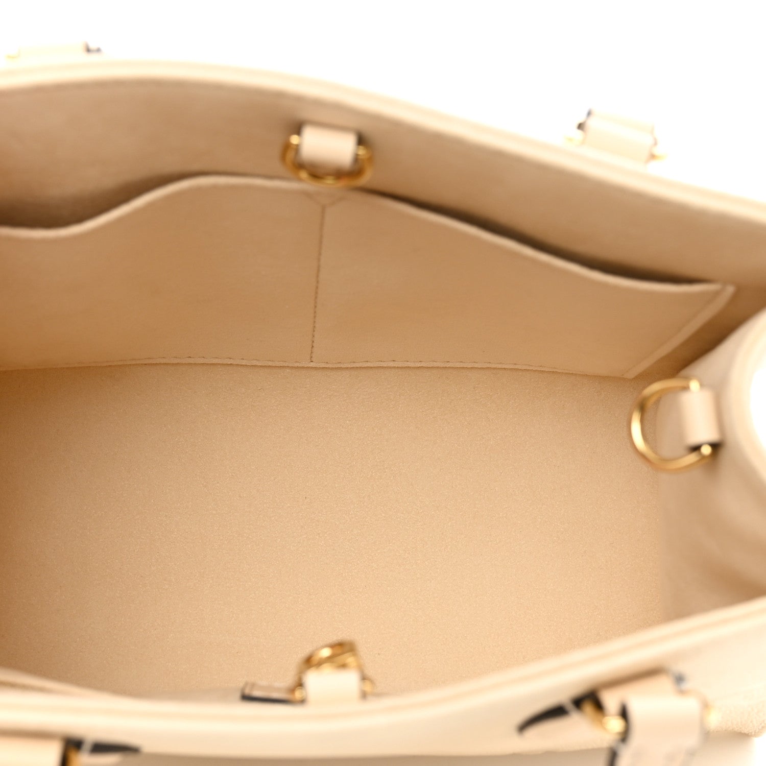 Louis Vuitton Empreinte Monogram Giant Onthego PM Cream Beige 6 of 9