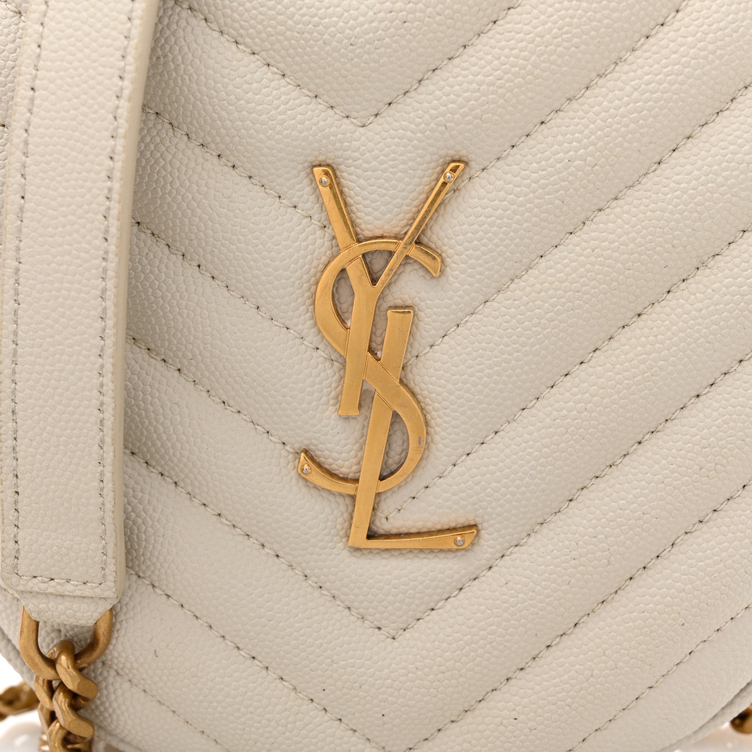 Saint Laurent Grain De Poudre Matelasse Chevron Quilted Round Vinyle Camera Bag Crema Soft 8 of 12