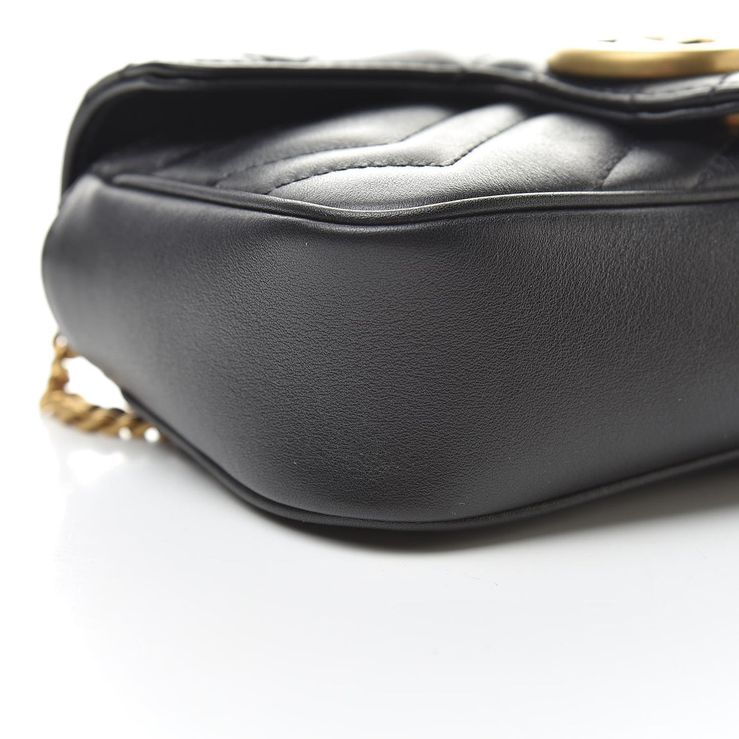 Calfskin Matelasse Super Mini GG Marmont Shoulder Bag Black
