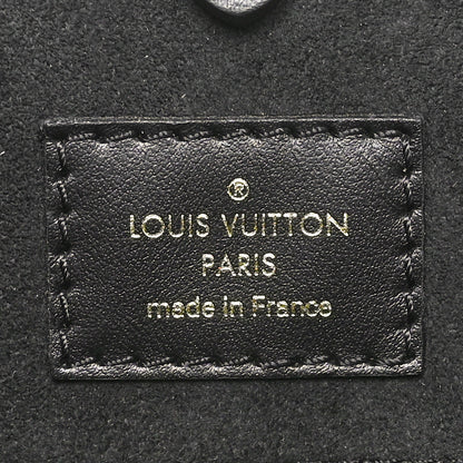 Louis Vuitton Empreinte Monogram Giant Broderies Onthego MM Cream Black 6 of 9