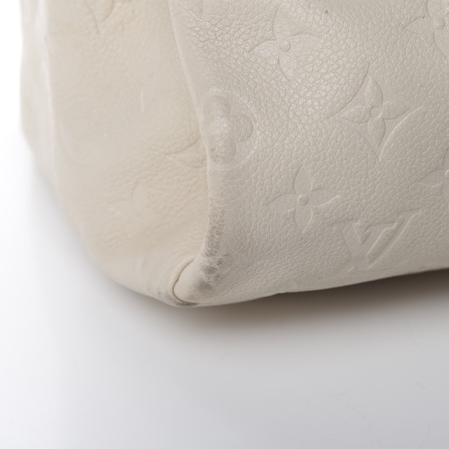 Louis Vuitton Empreinte Artsy MM Neige 13 of 15