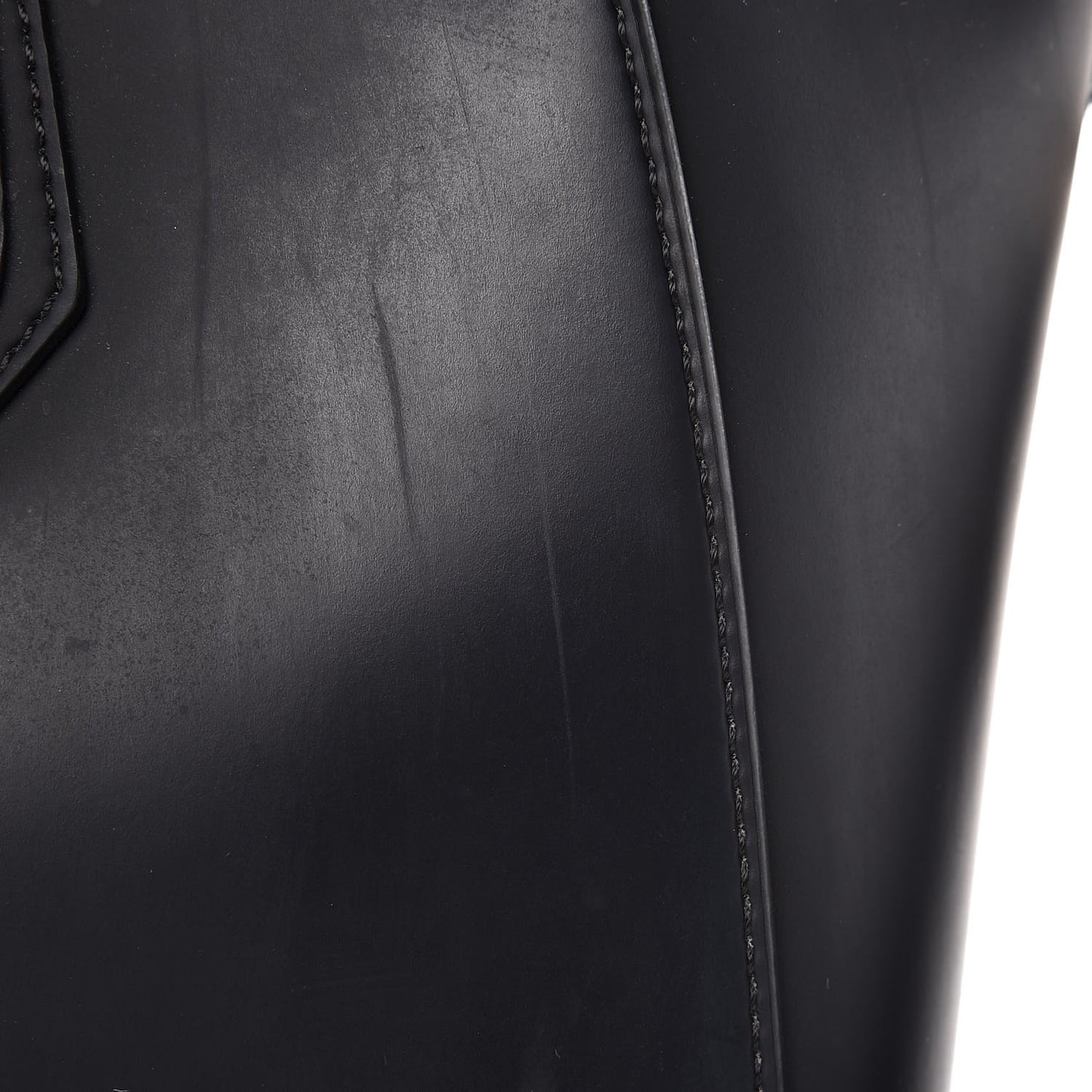 Rubber Effect Calfskin Medium Antigona Black
