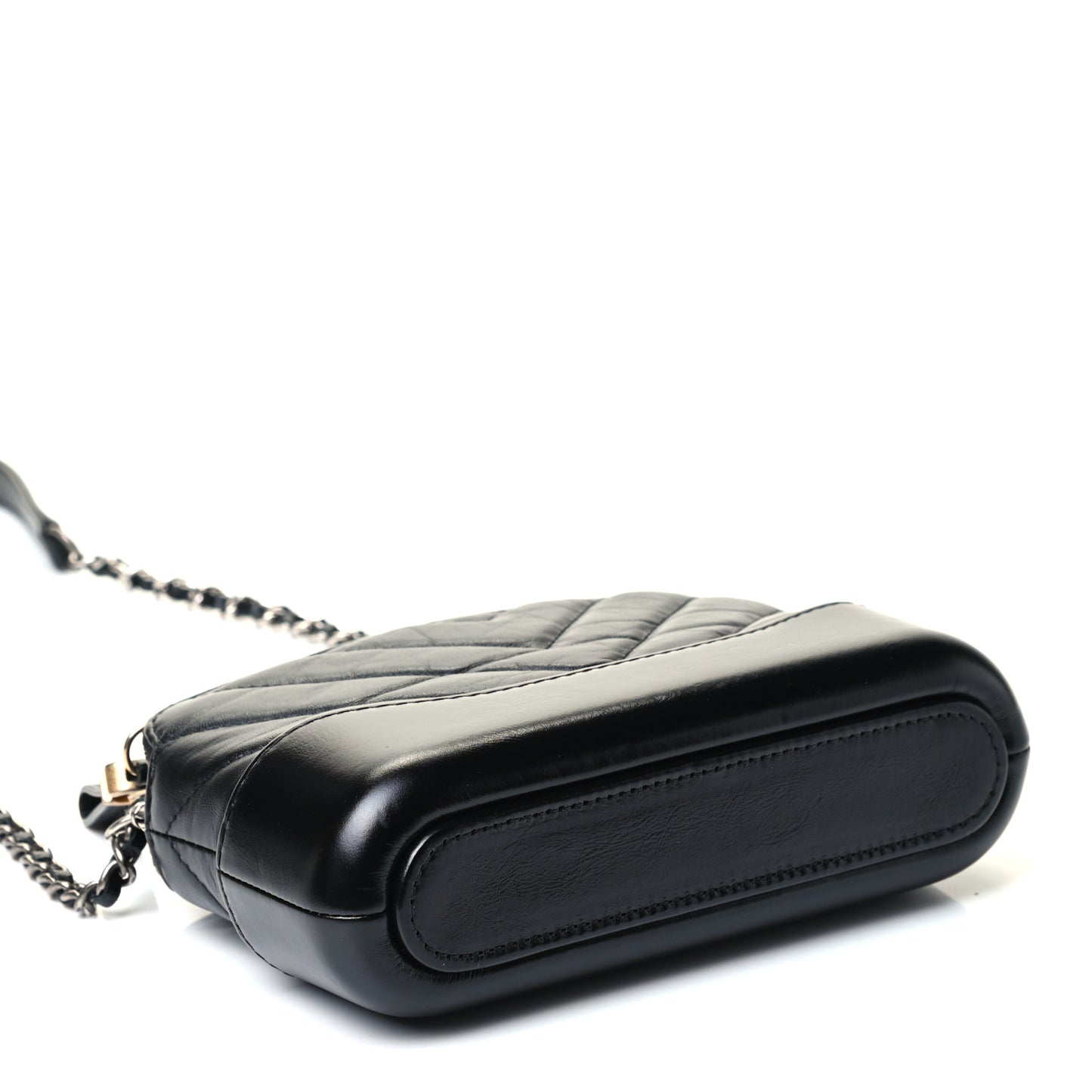 Aged Calfskin Chevron Quilted Small Gabrielle Clutch With Chain Black
