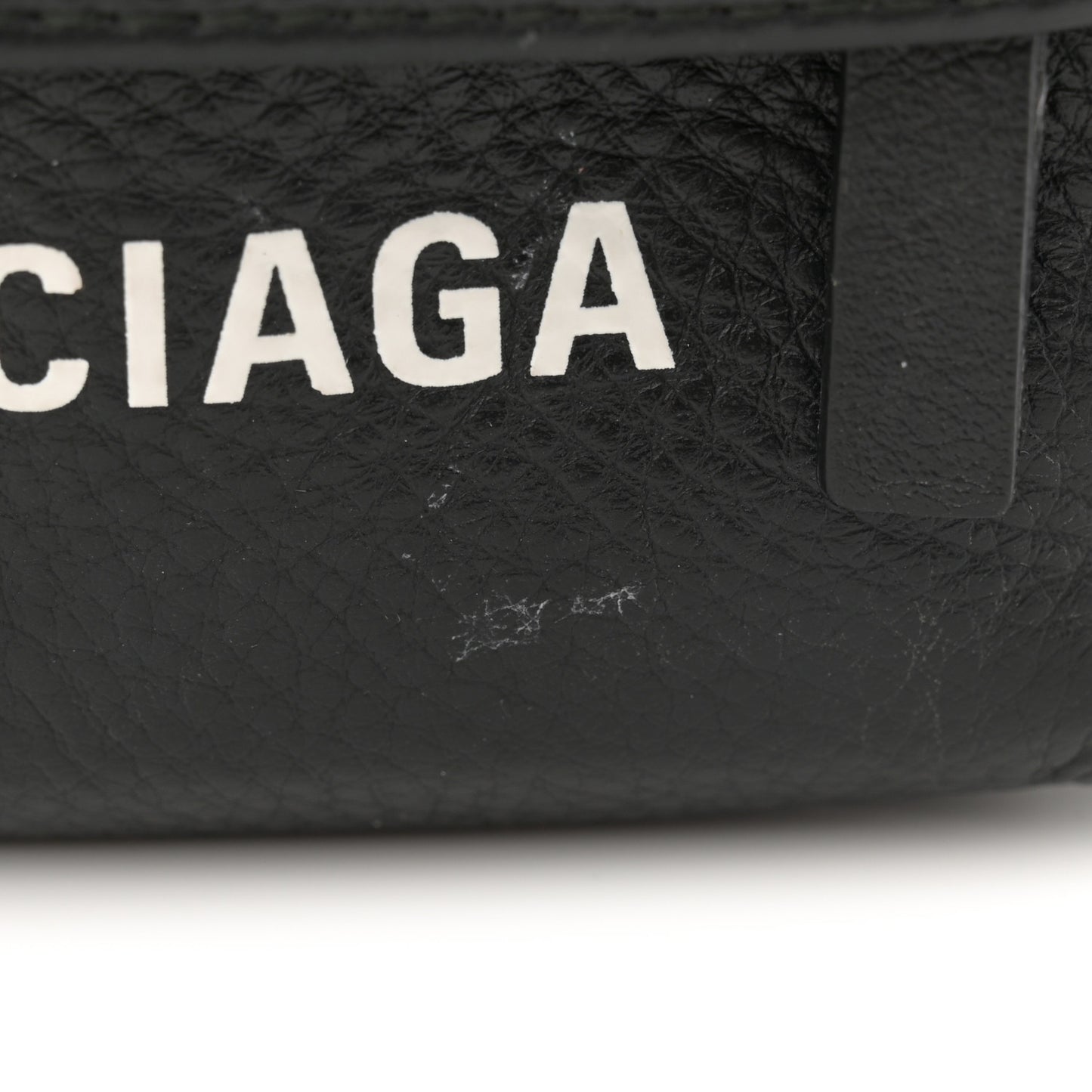 Smooth Calfskin Logo Everyday Beltpack XS Black White