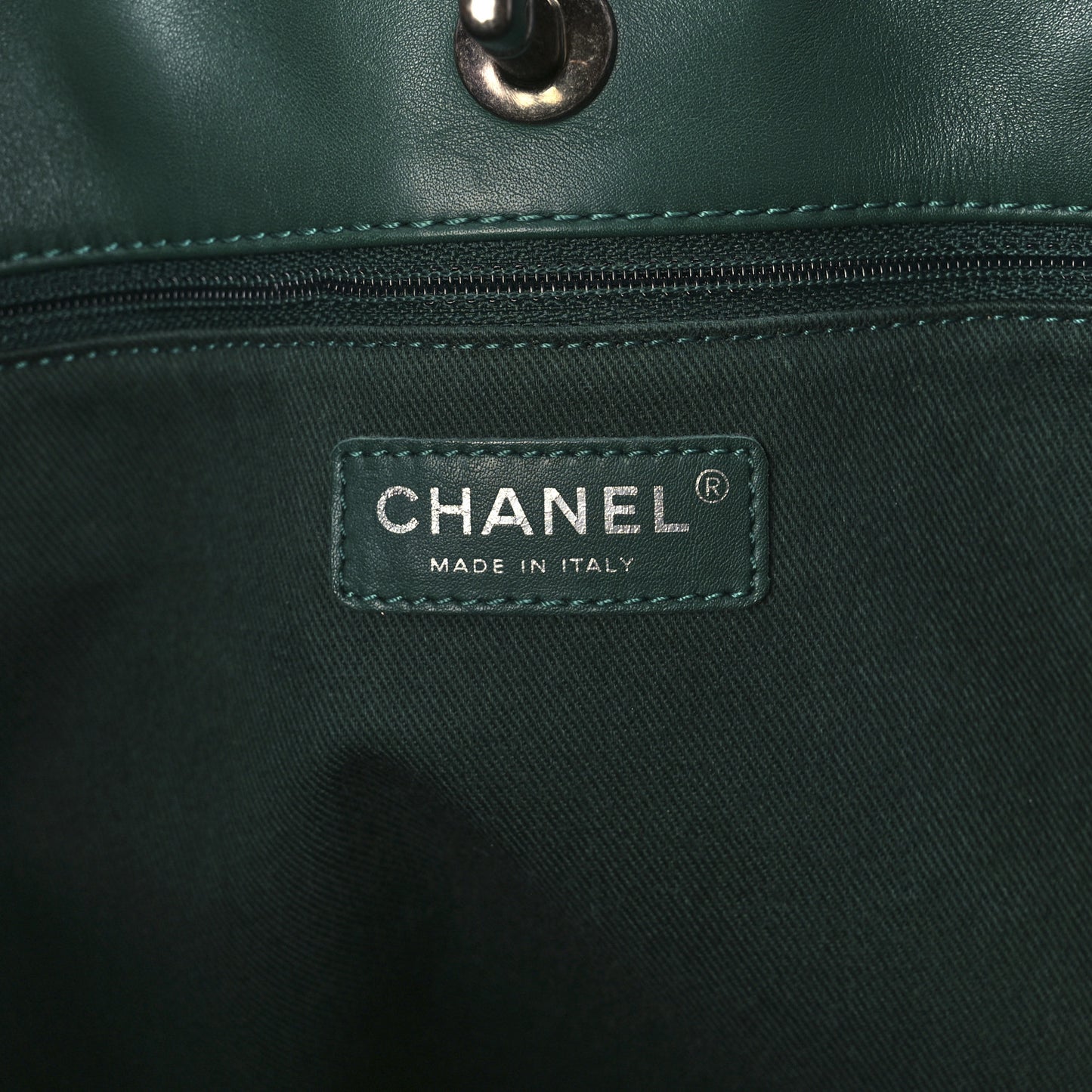 Calfskin Quilted Large Shopping In Chains Tote Green