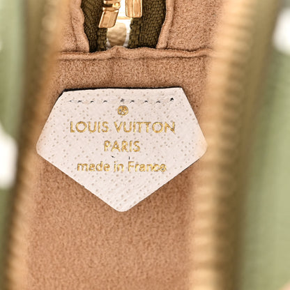Louis Vuitton Monogram Giant Beach Pouch Kaki 6 of 10