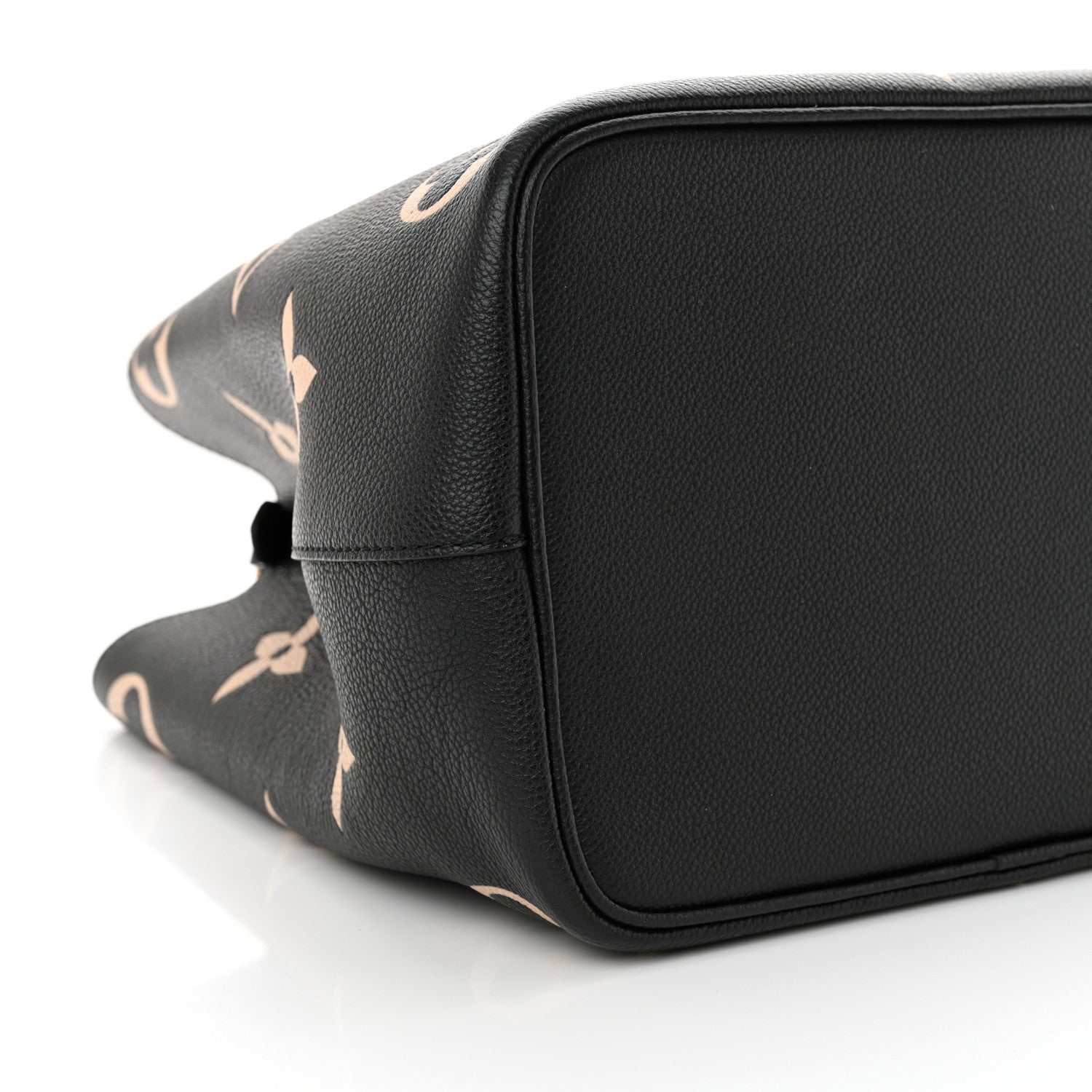 Louis Vuitton Empreinte Monogram Giant Neonoe MM Black Beige 9 of 10