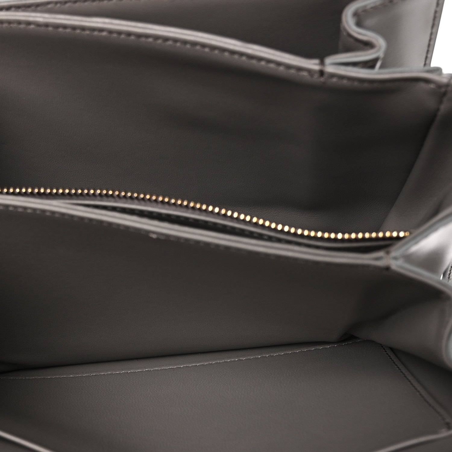 Celine Shiny Calfskin Medium Triomphe Pebble 6 of 12