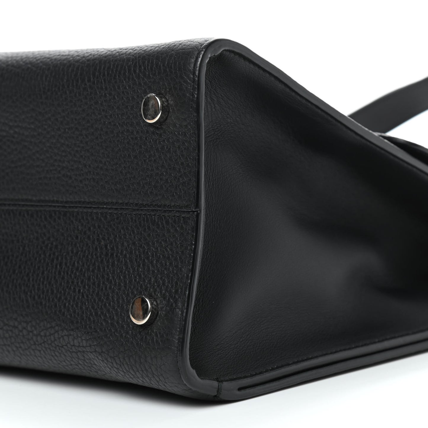 Grained Calfskin Medium Diorever Flap Black