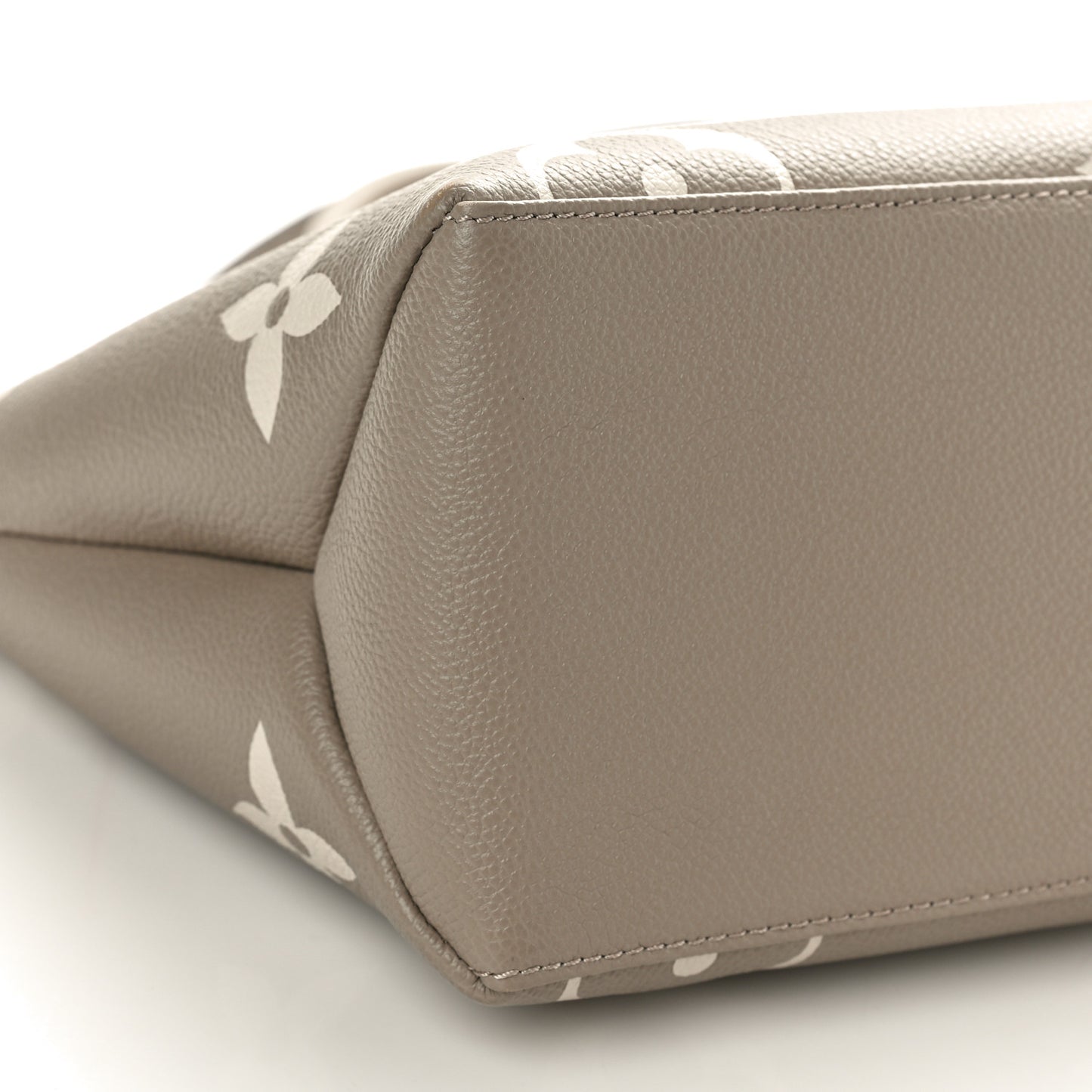 Empreinte Monogram Giant Petit Palais Tourterelle Creme