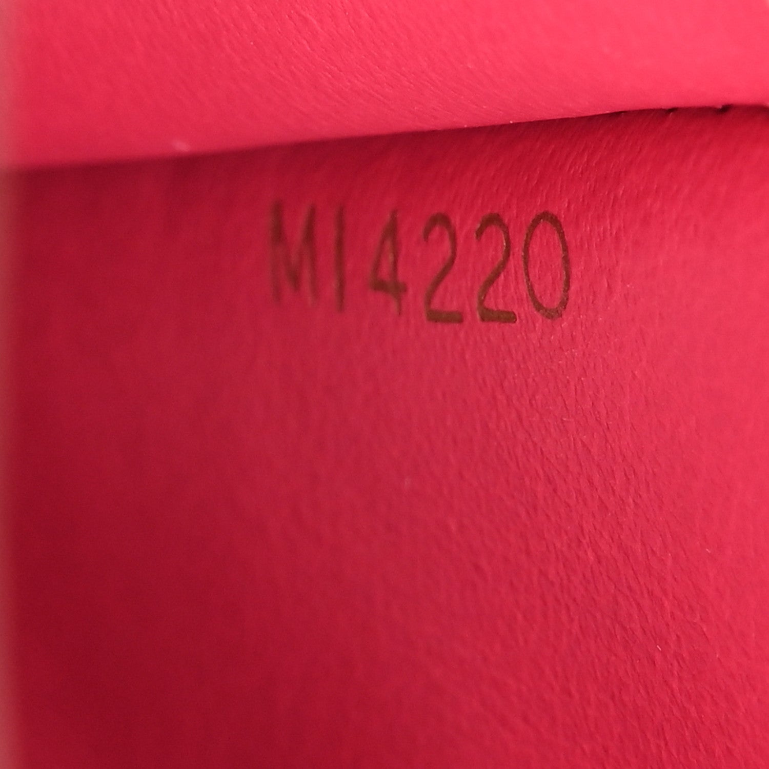 Louis Vuitton Taurillon Capucines Compact Wallet Black 7 of 10