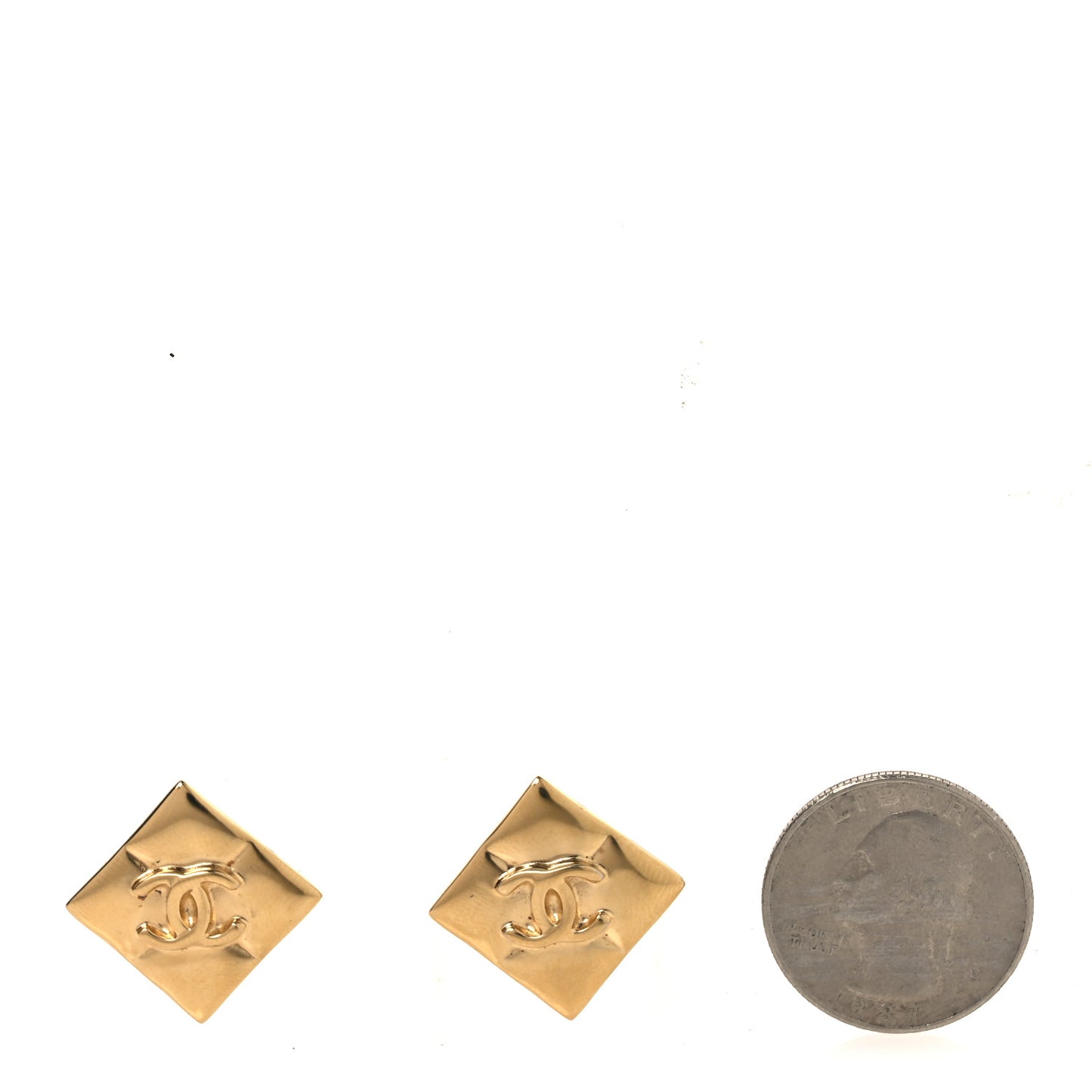Metal CC Square Earrings Gold