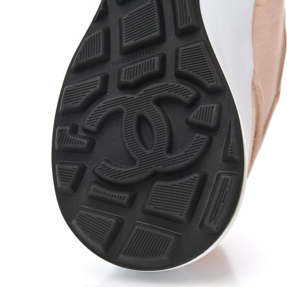 Chanel Suede Goatskin CC Sneakers 38 Light Pink 7 of 9