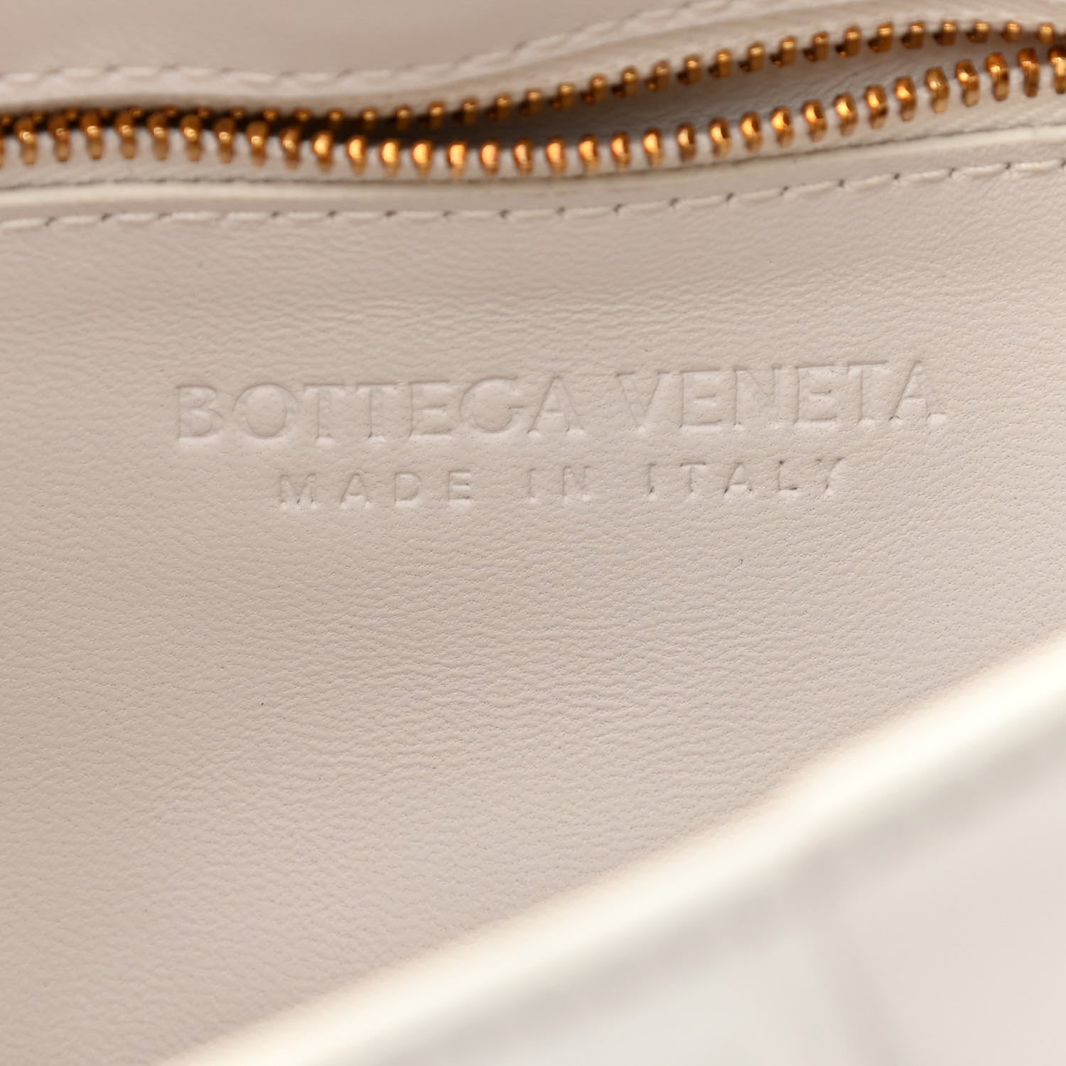 Bottega Veneta Lambskin Maxi Intreccio Padded Chain Cassette Crossbody Bag White 6 of 11