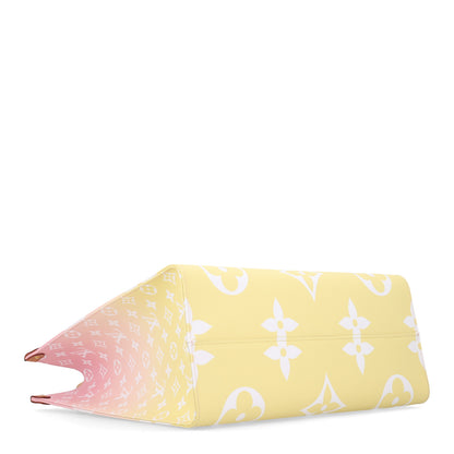 Louis Vuitton Monogram Giant By The Pool OnTheGo GM Light Pink 4 of 9