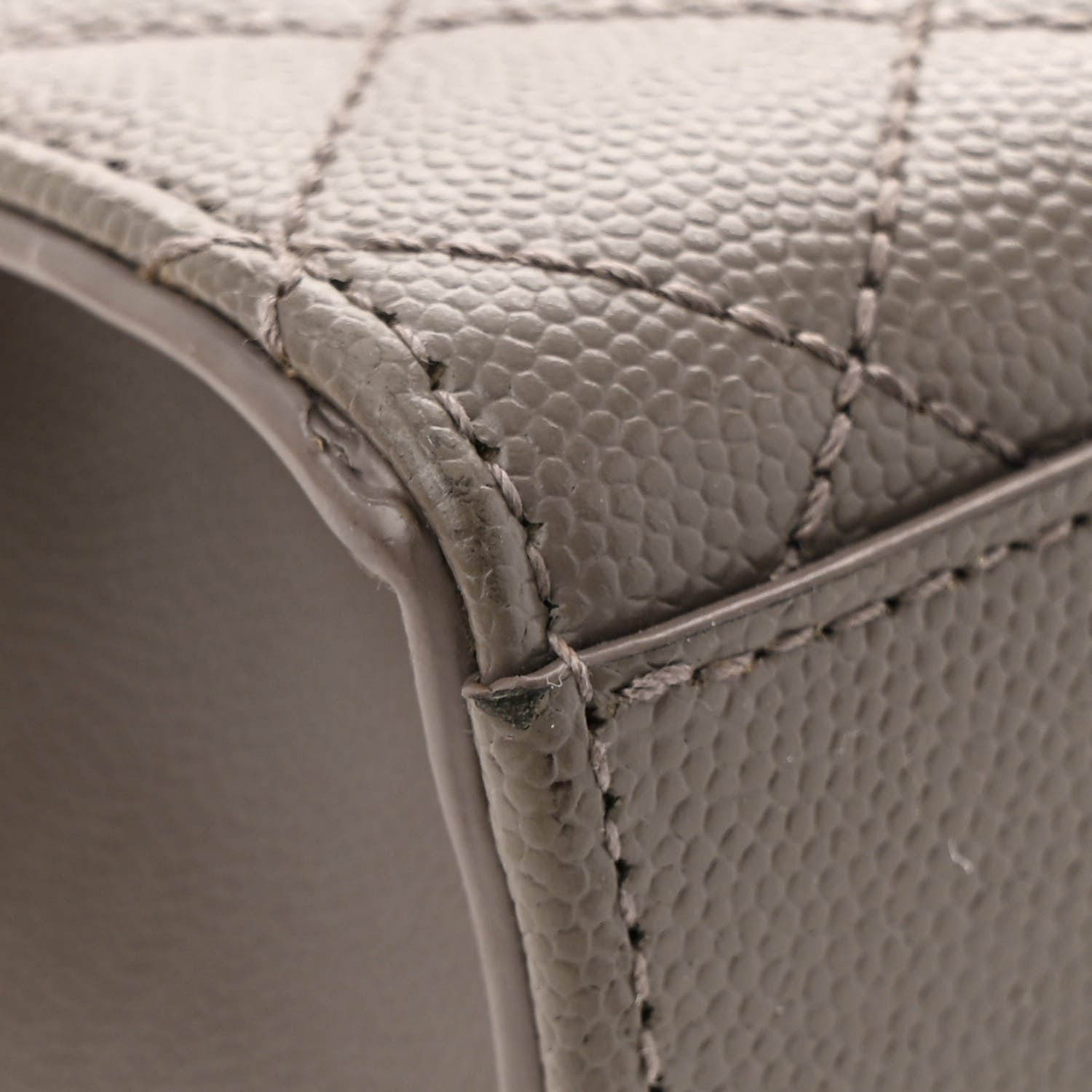Saint Laurent Grain De Poudre Textured Mixed Matelasse Medium Triquilt Monogram Satchel Fog 13 of 15