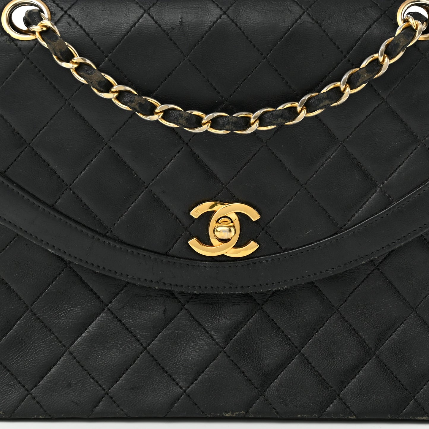 Lambskin Quilted Medium Single Flap Black