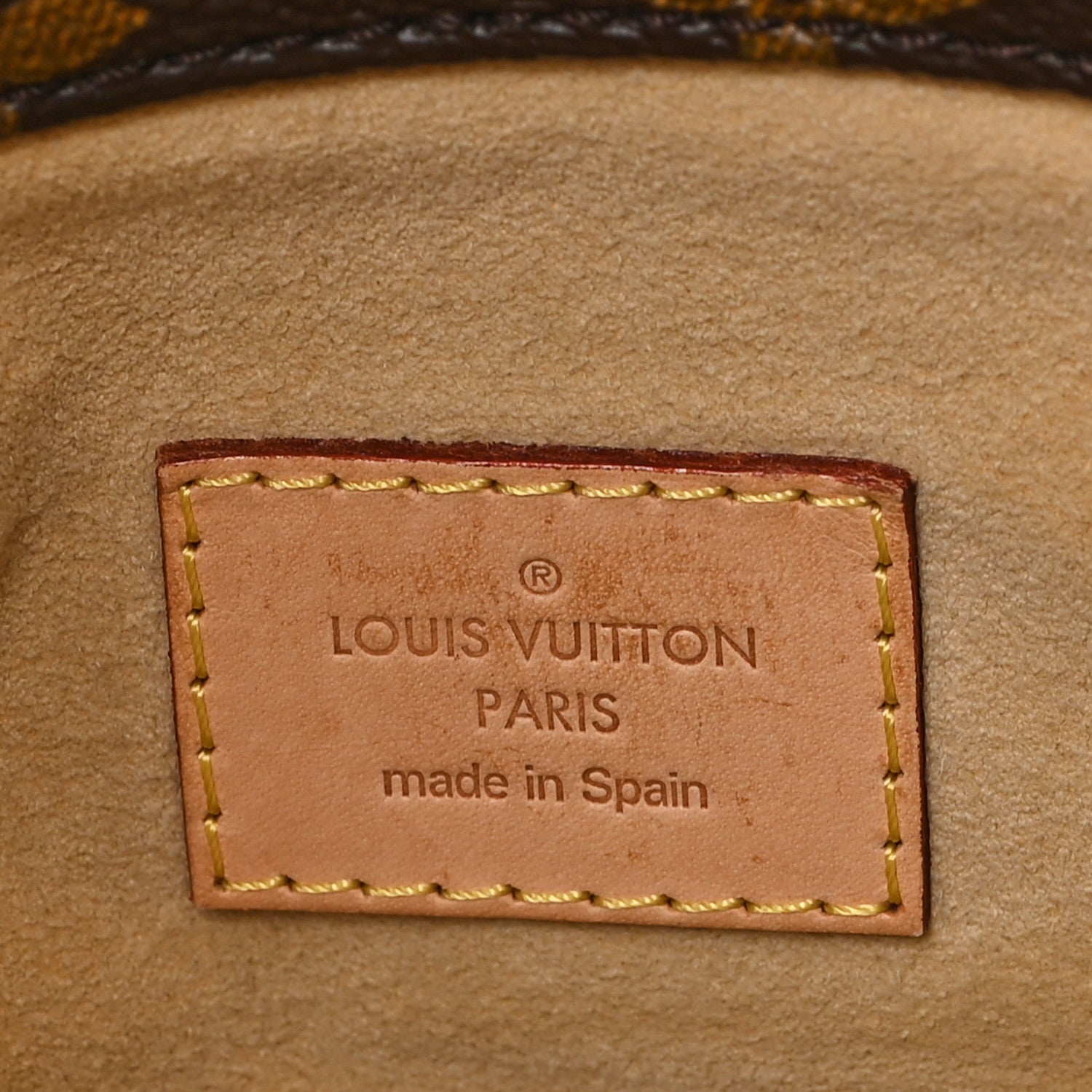 Louis Vuitton Monogram Artsy MM 6 of 9
