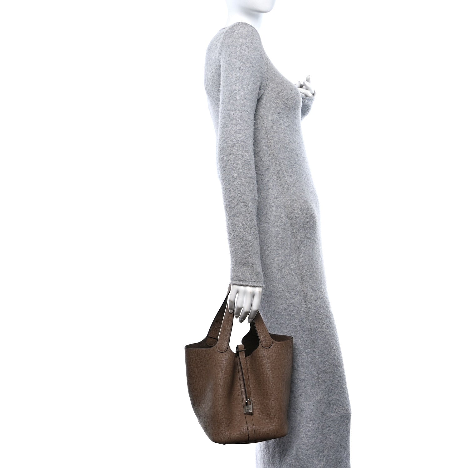 Hermes Taurillon Maurice Picotin Lock 22 MM Beige De Weimar 2 of 12