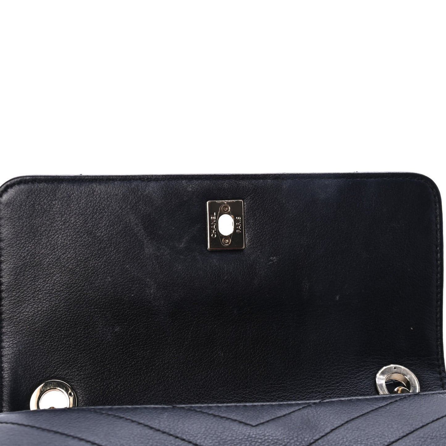 Grained Calfskin Small Chevron Chic Top Handle Flap Black