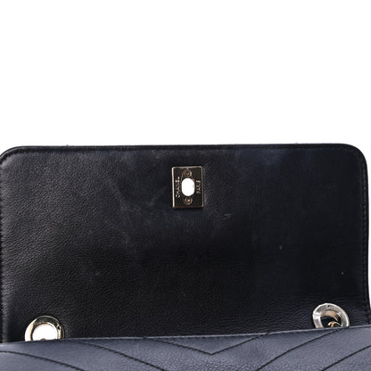 Chanel Grained Calfskin Small Chevron Chic Top Handle Flap Black 5 of 5