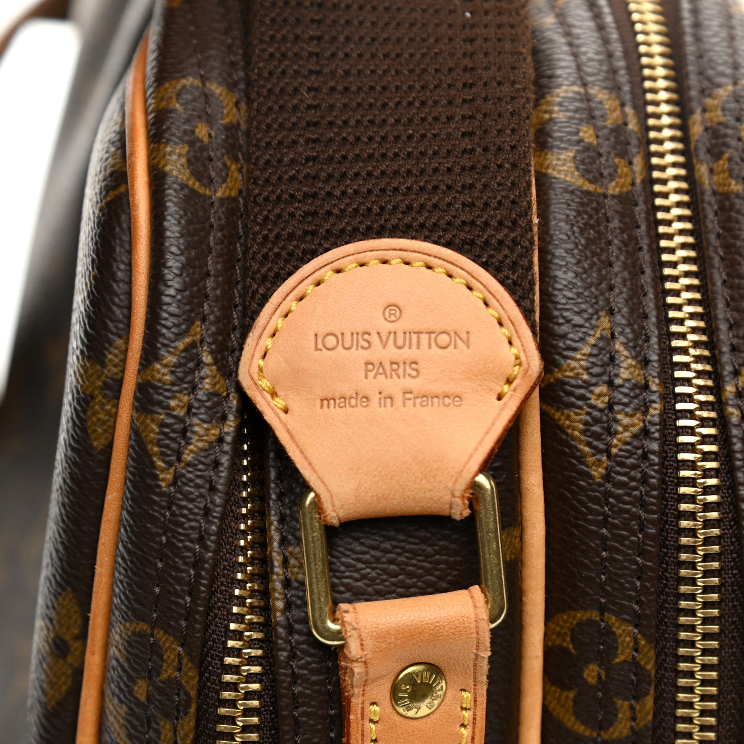 Louis Vuitton Monogram Reporter PM 7 of 11