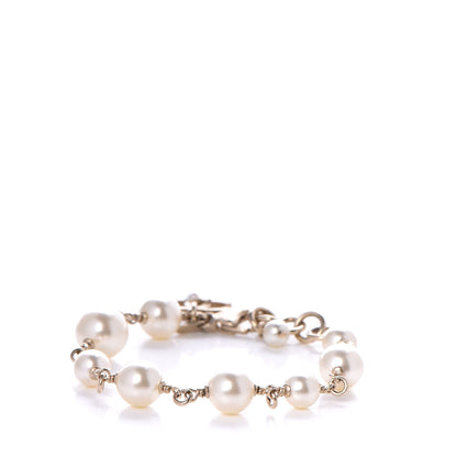 Chanel Pearl CC Bracelet Gold 3 of 6