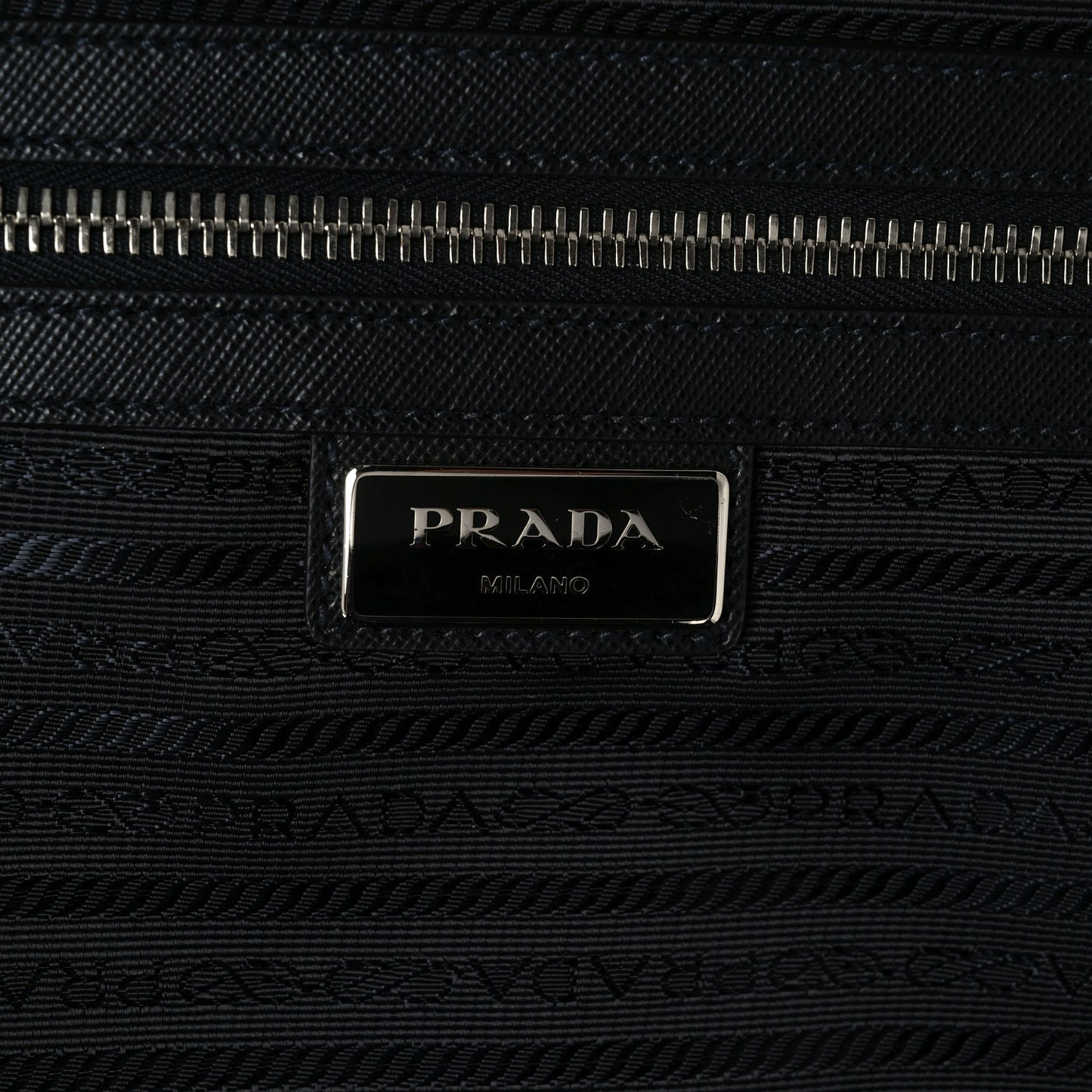 Tessuto Nylon Saffiano Trolley Luggage Black