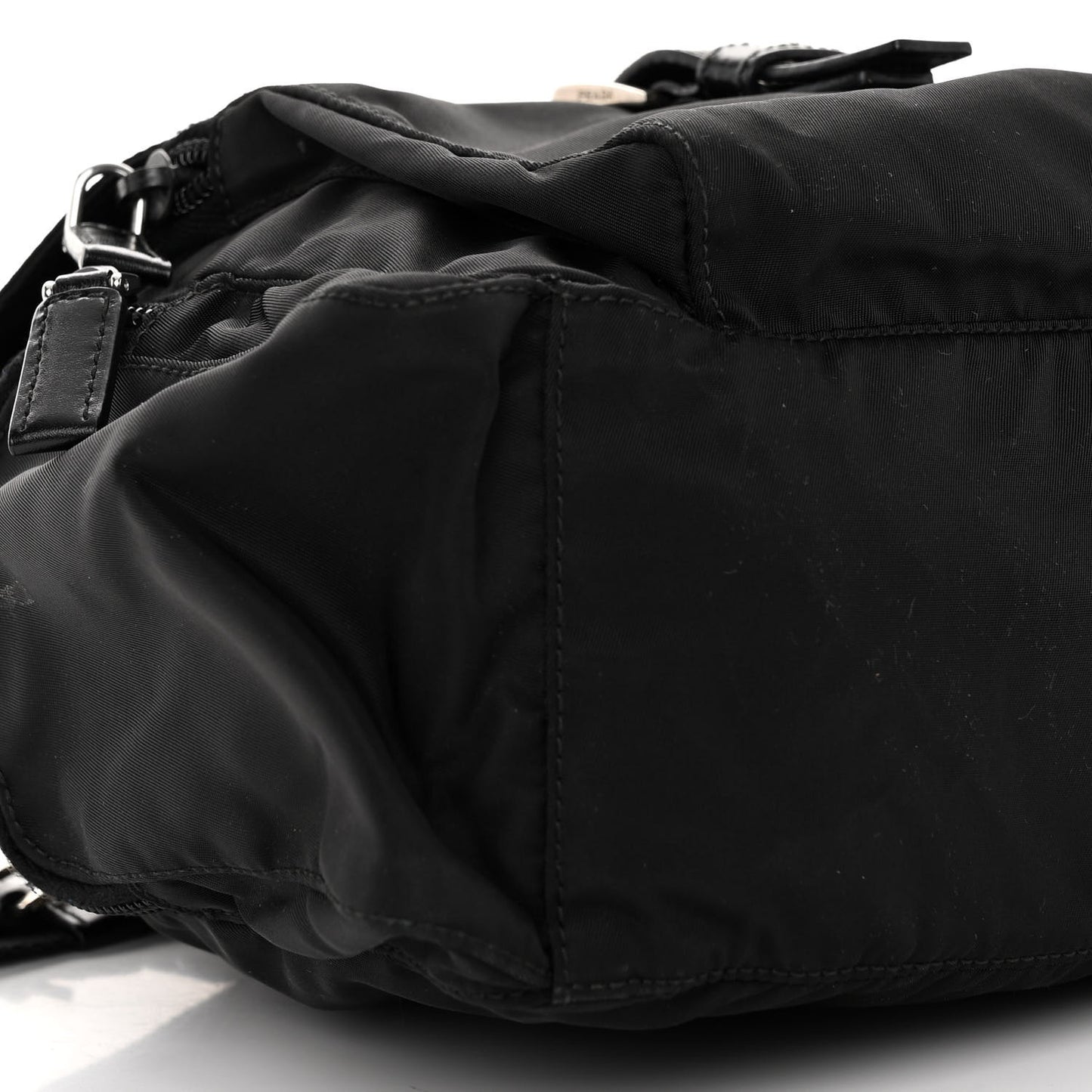Nylon Vela Messenger Black