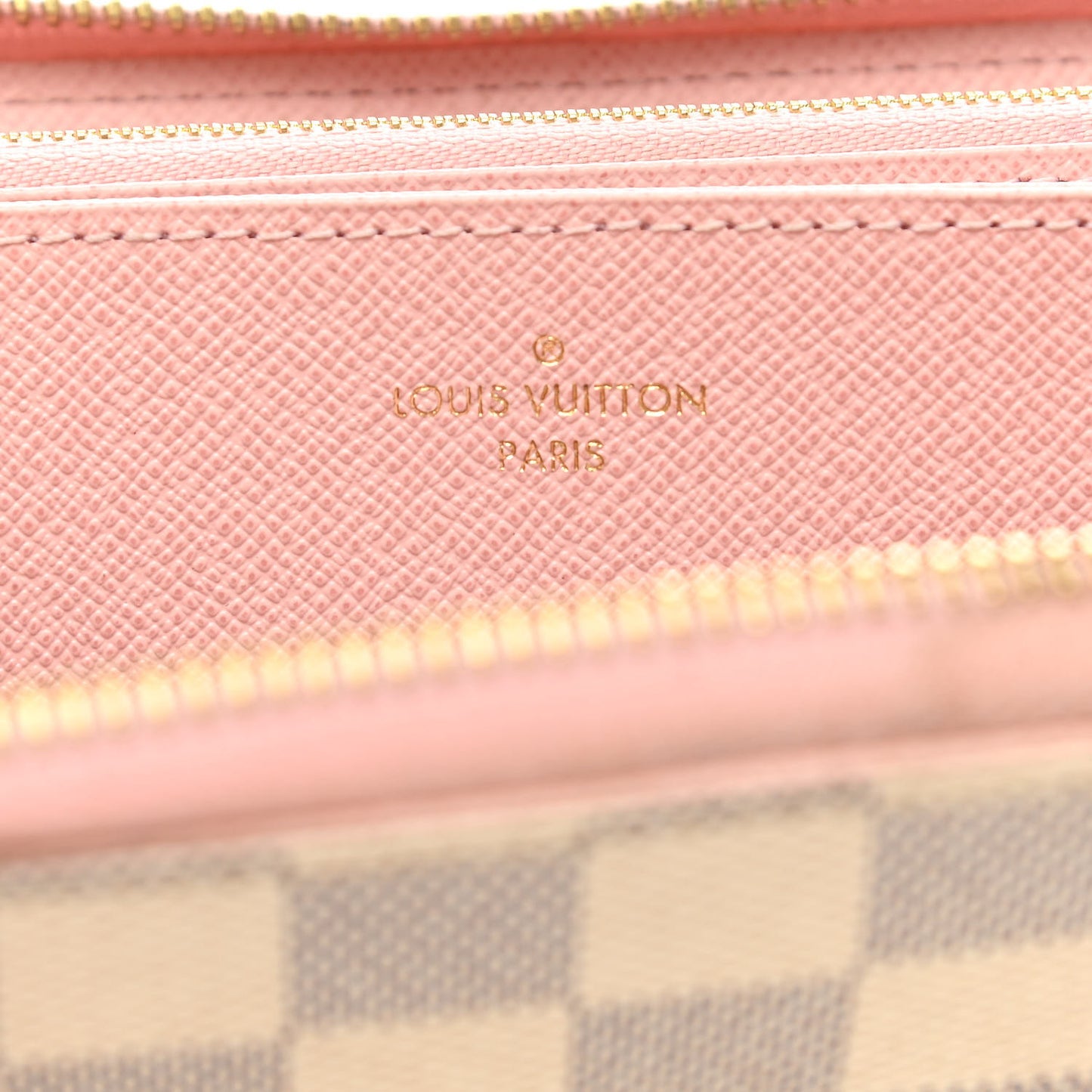 Damier Azur Zippy Wallet Rose Ballerine