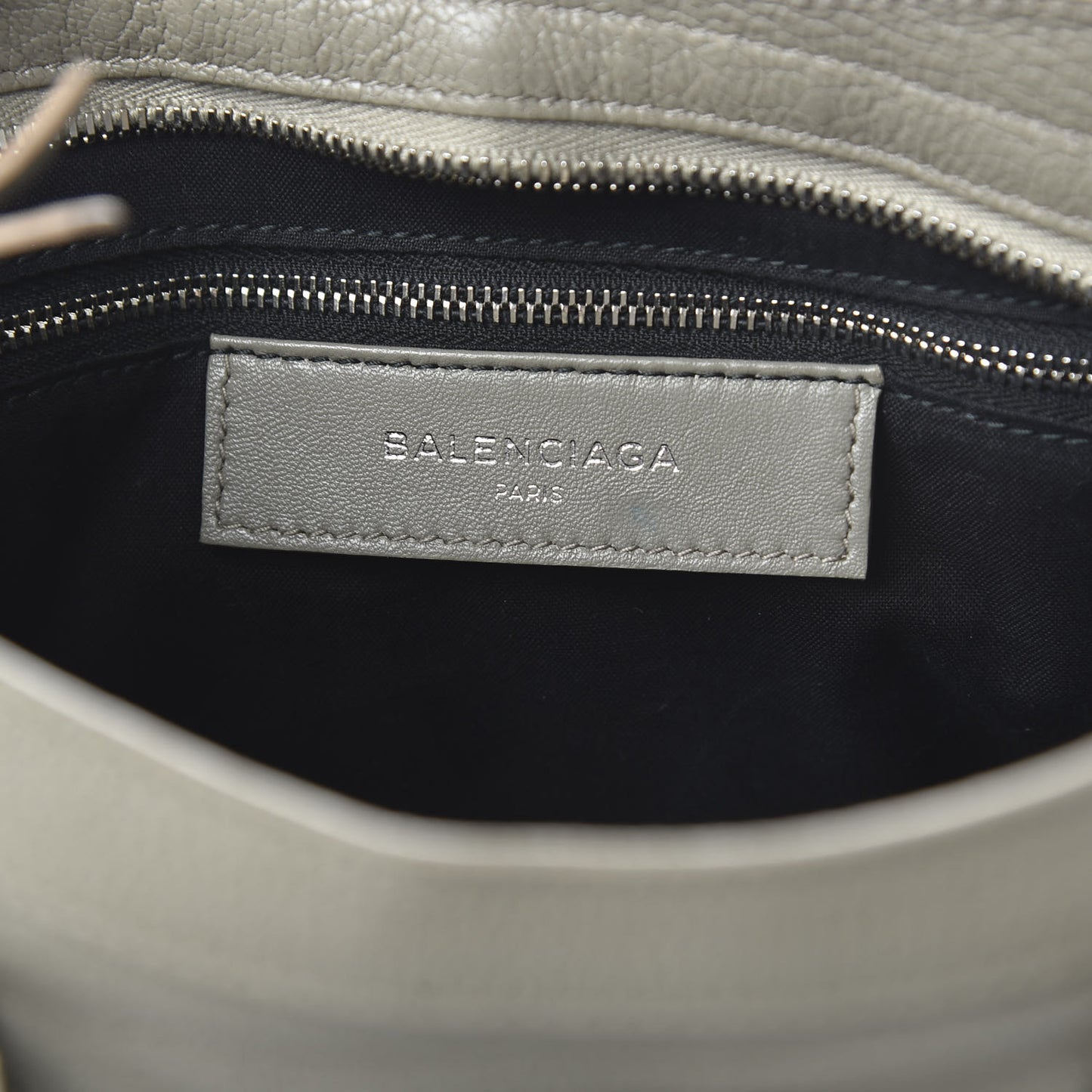 Chevre Silver Metallic Edge Hardware City Gris Taupe