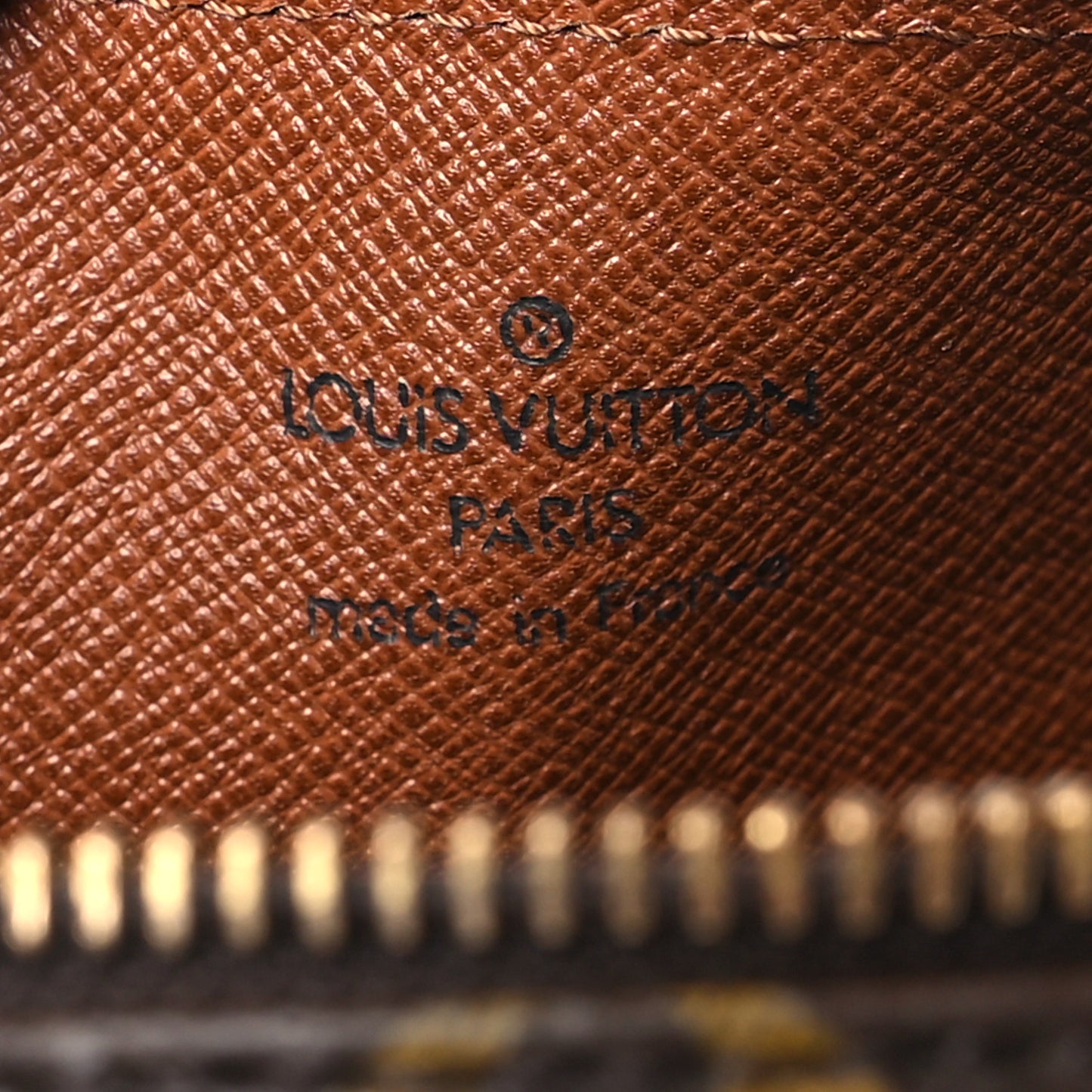 Monogram Papillon 26