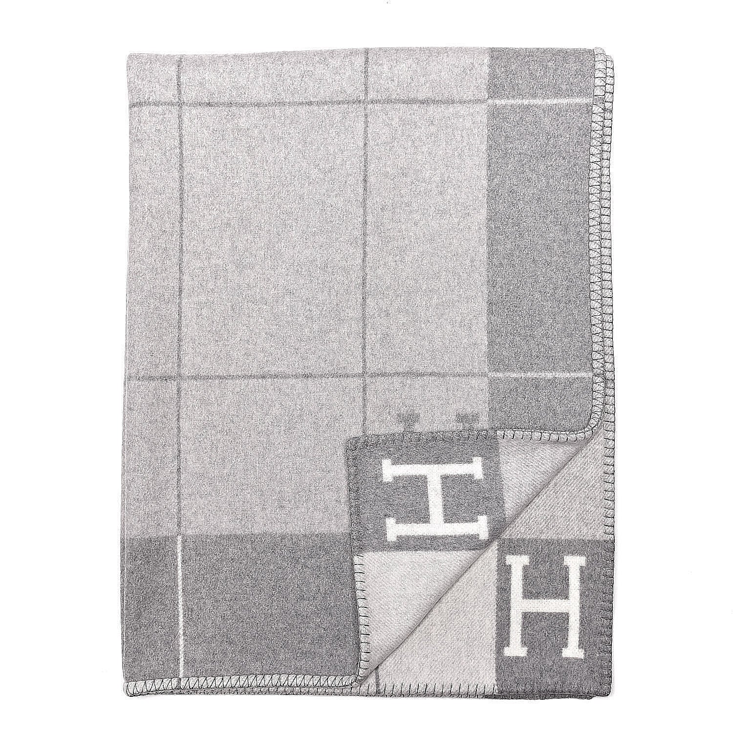Hermes Wool Cashmere Avalon III Blanket Ecru Gris Clair 1 of 4