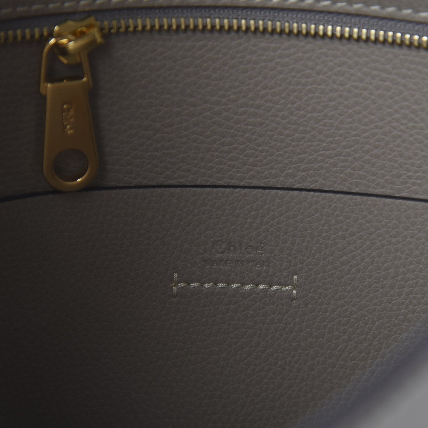 Small Grain Smooth Calfskin Medium Darryl Hobo Motty Grey