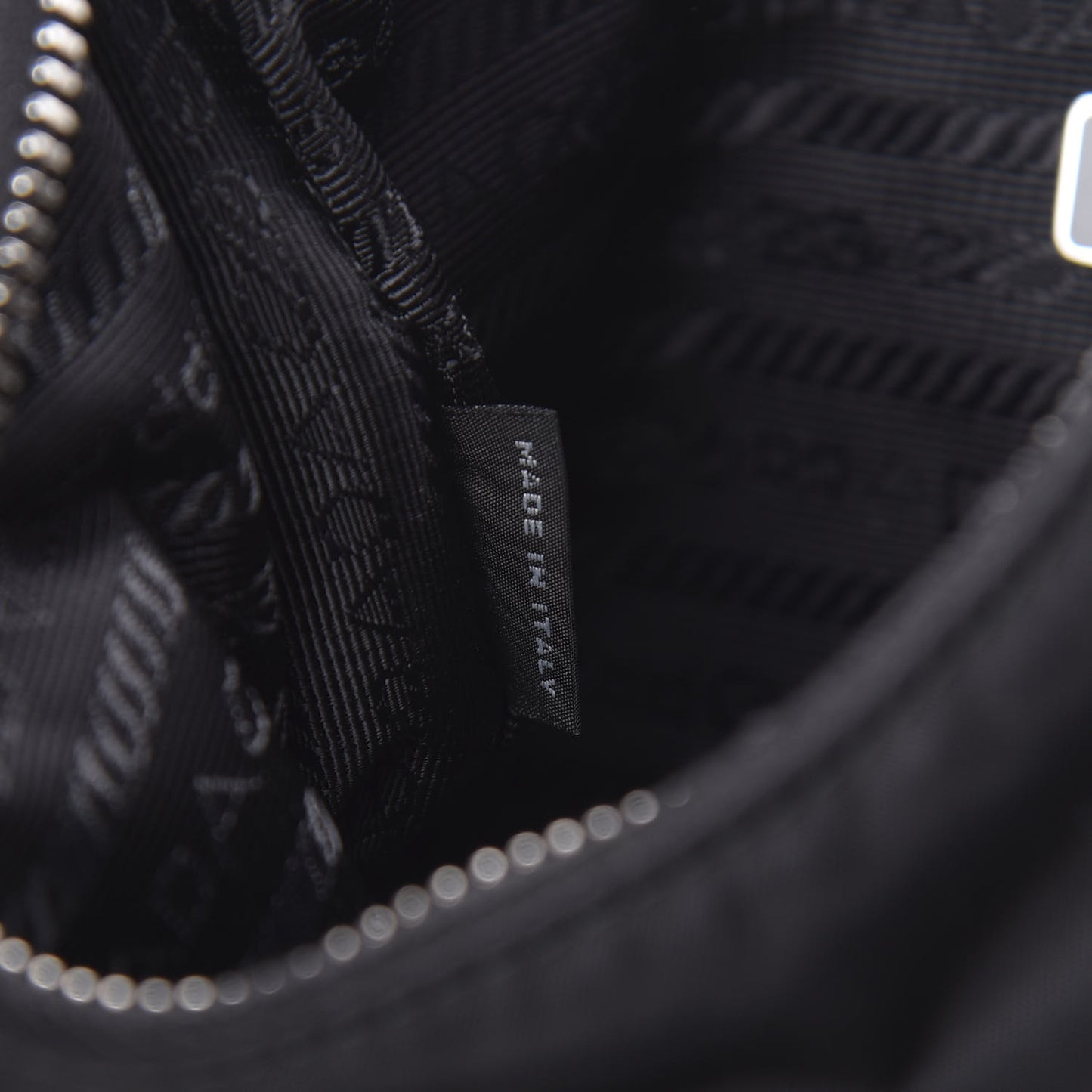 Nylon Re-Edition 2005 Shoulder Bag Black