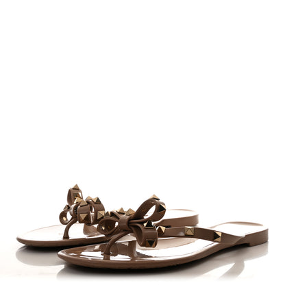 Valentino Garavani PVC Jelly Rockstud Bow Thong Sandals 38 Poudre 4 of 9