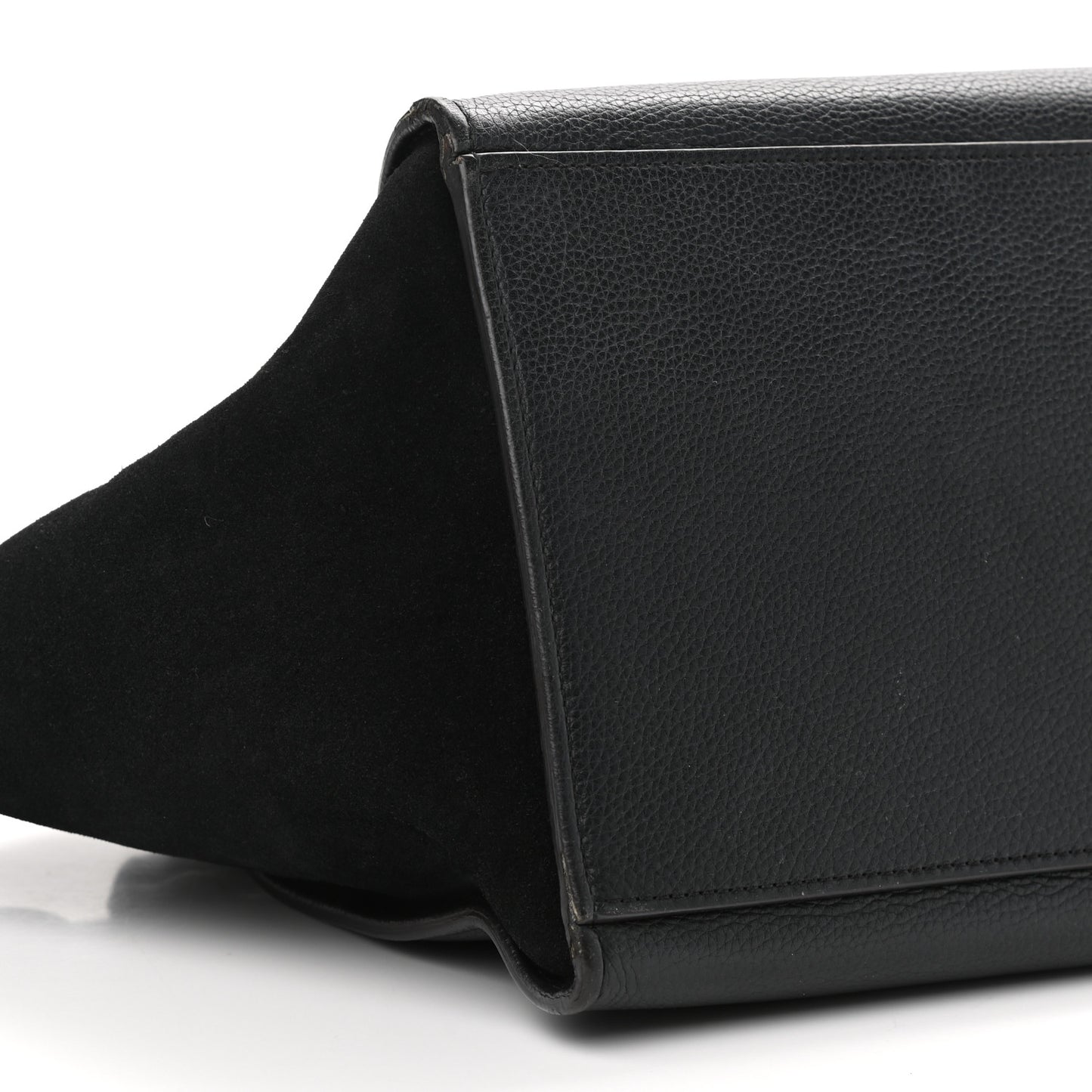 Drummed Calfskin Suede Medium Trapeze Black