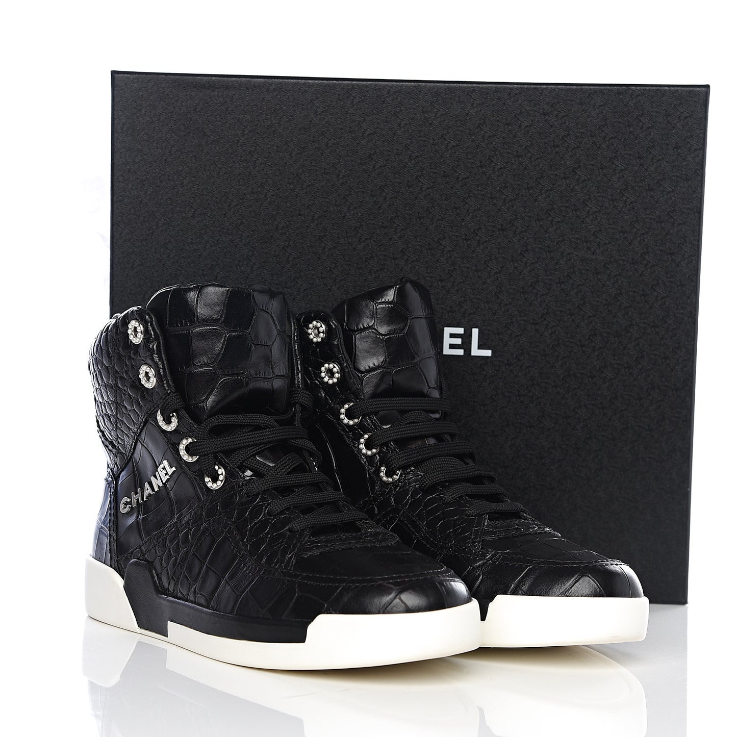 Calfskin Crocodile Embossed Cocodile High Top Sneakers 39 Black